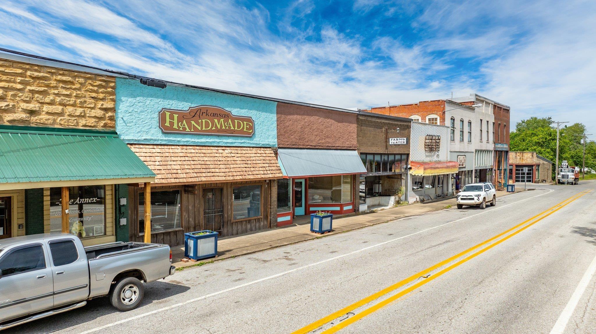 414  Main Street  Leslie, AR