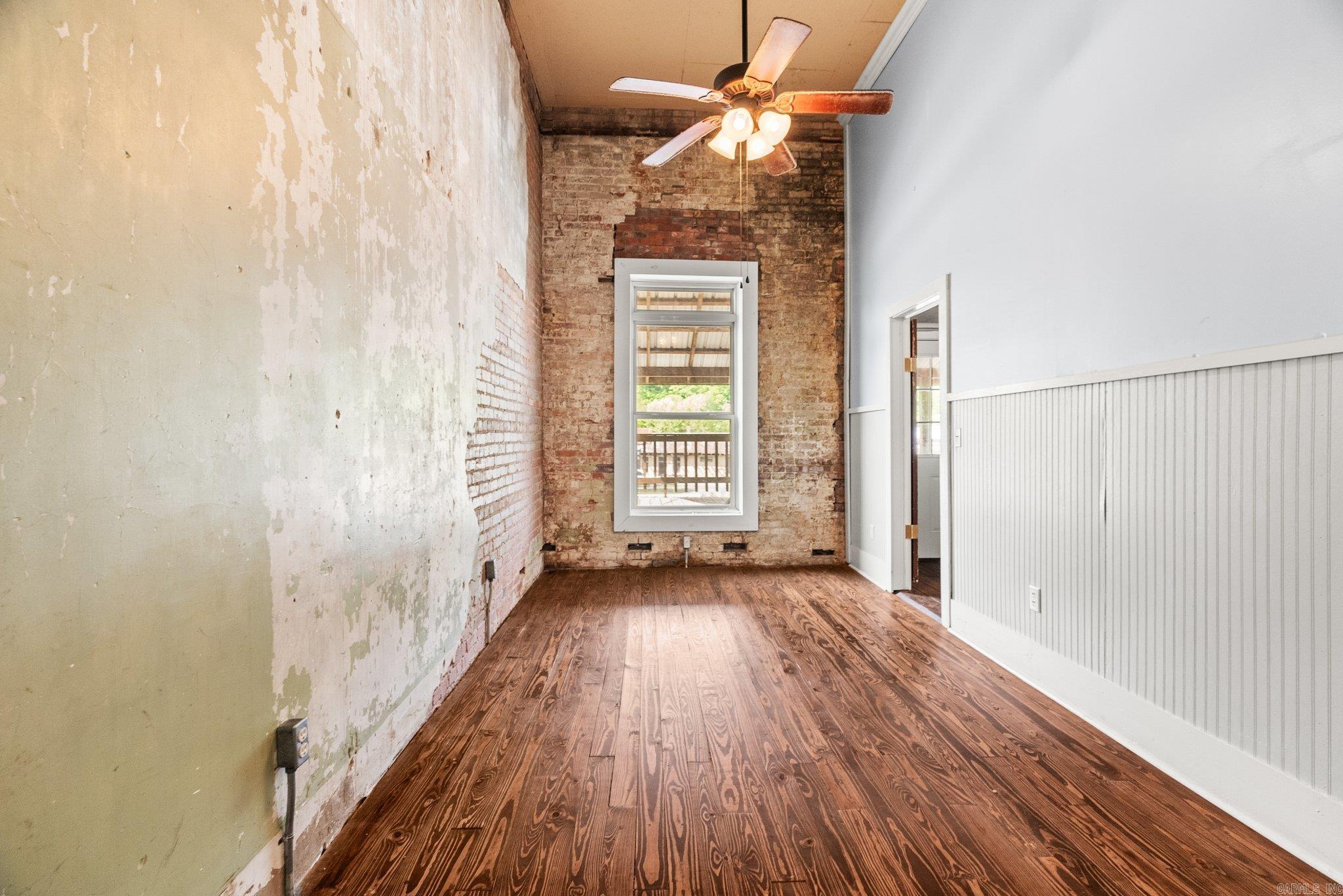414  Main Street  Leslie, AR