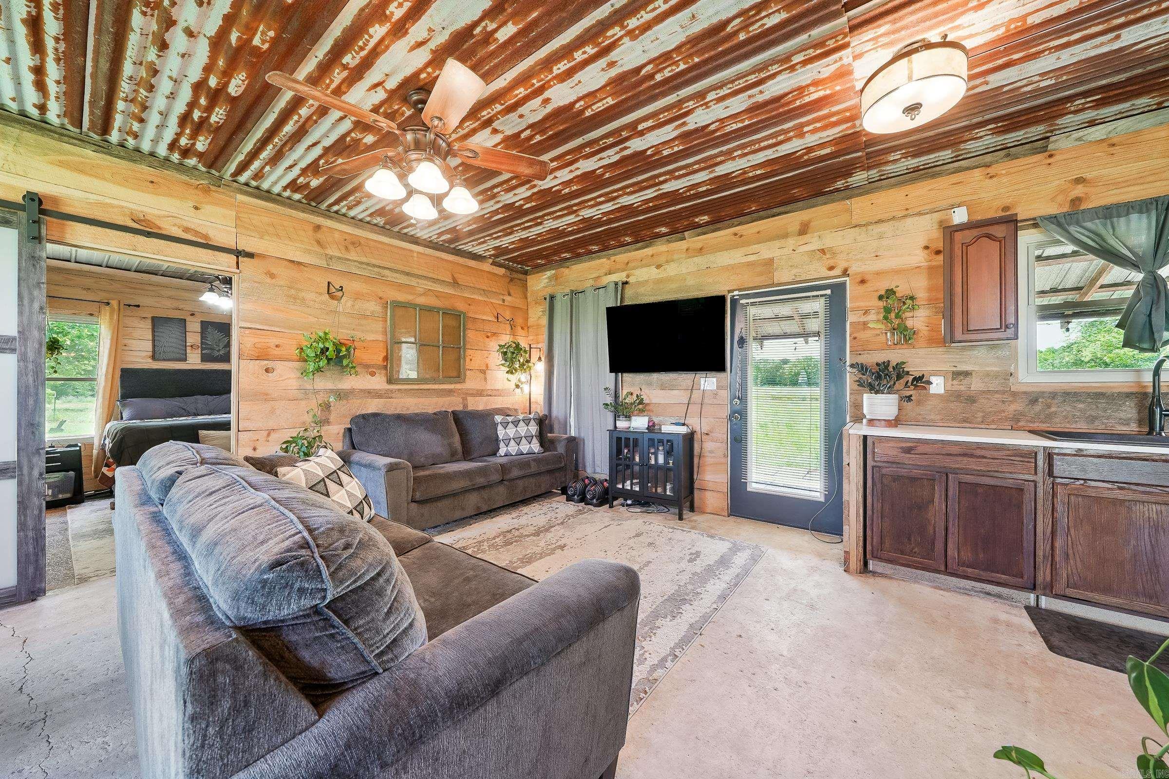 209  Little River 46  Winthrop, AR