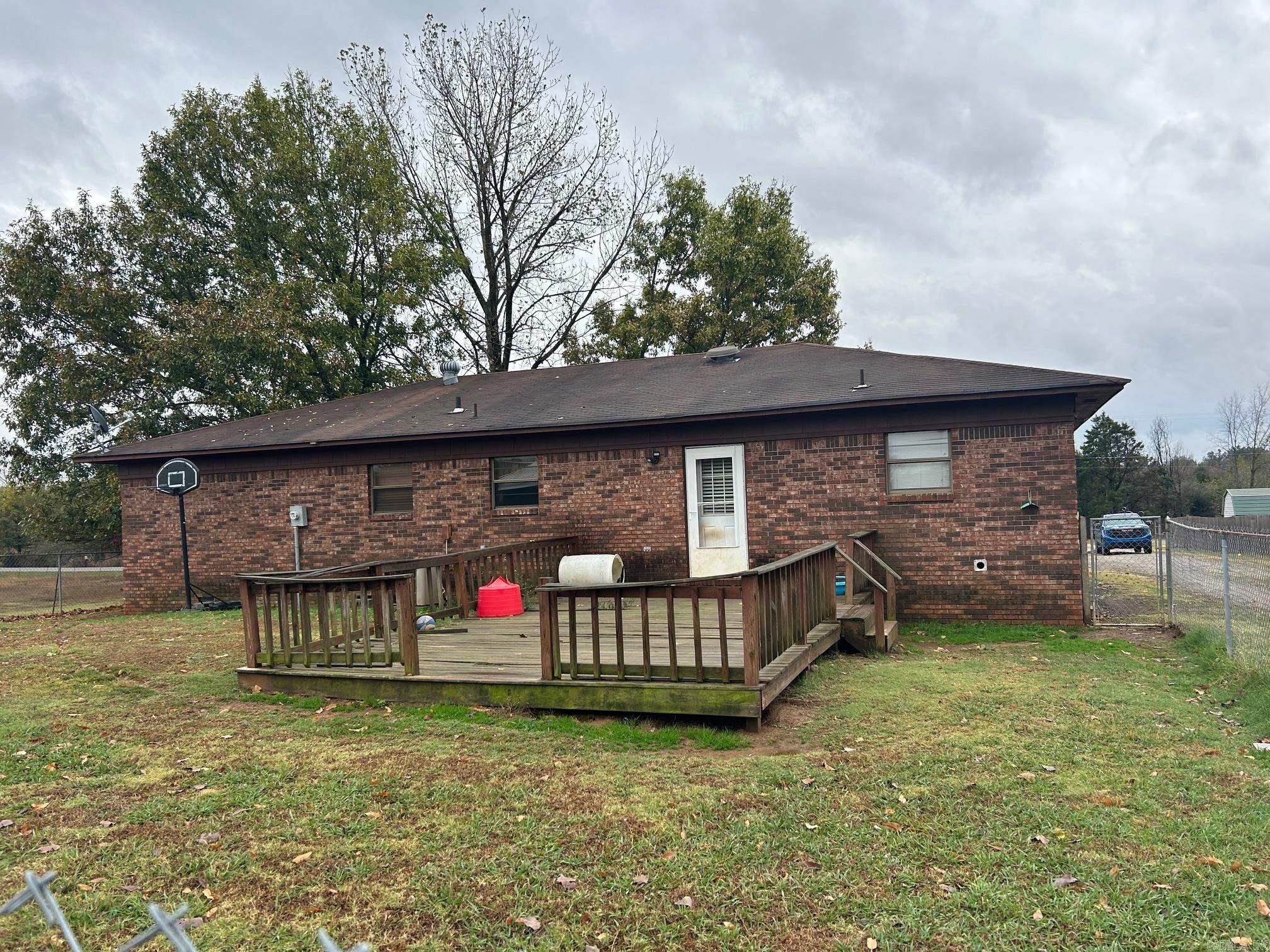 18  GARLAND SPRINGS  Mount Vernon, AR