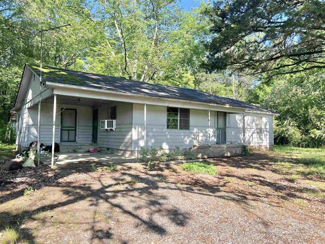 2206  Highway 65 S  Clinton, AR