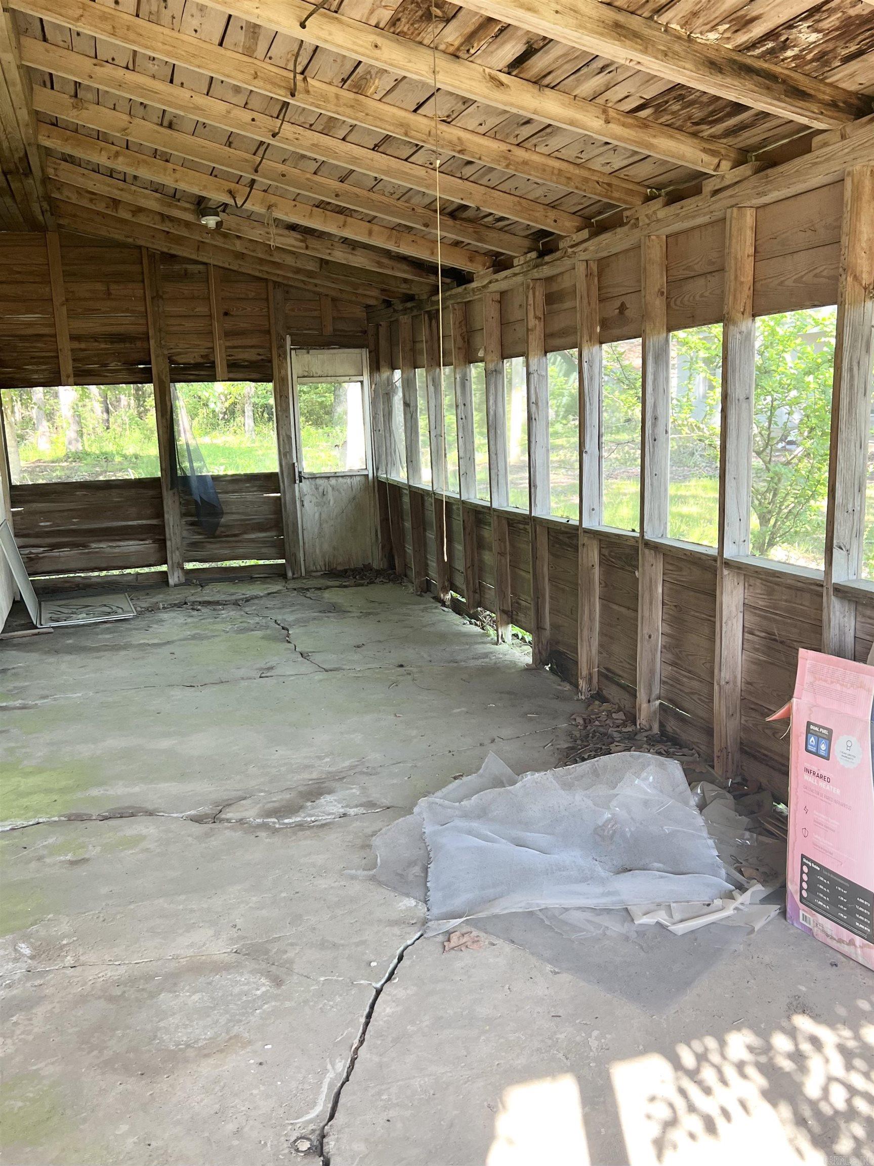 2234  Highway 65 S  Clinton, AR