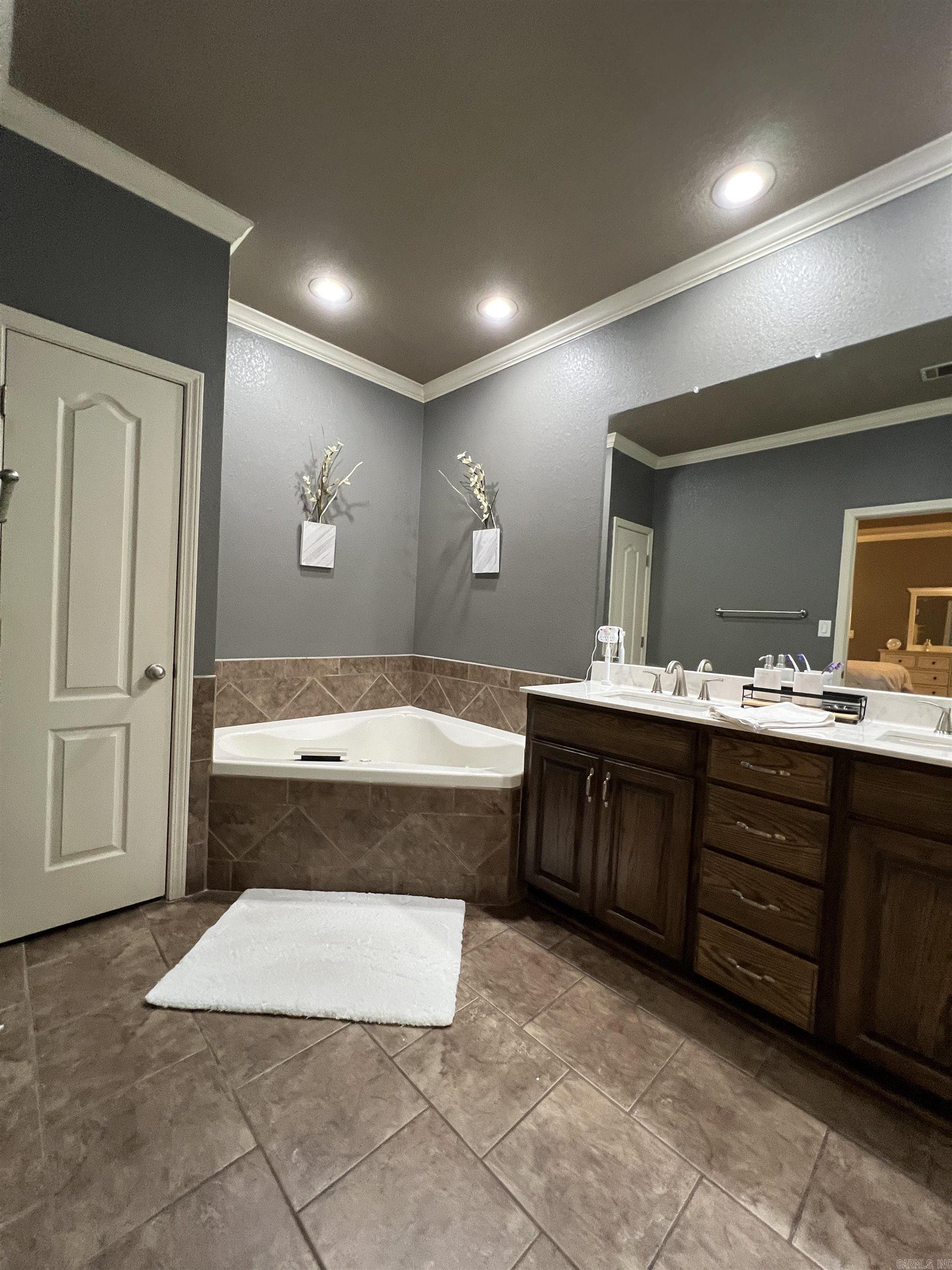 28  Southpointe  Searcy, AR