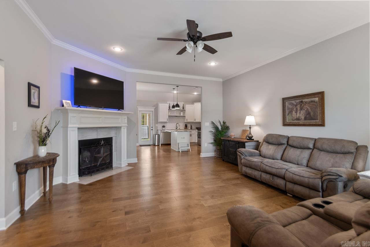 641  Lucy  Alexander, AR