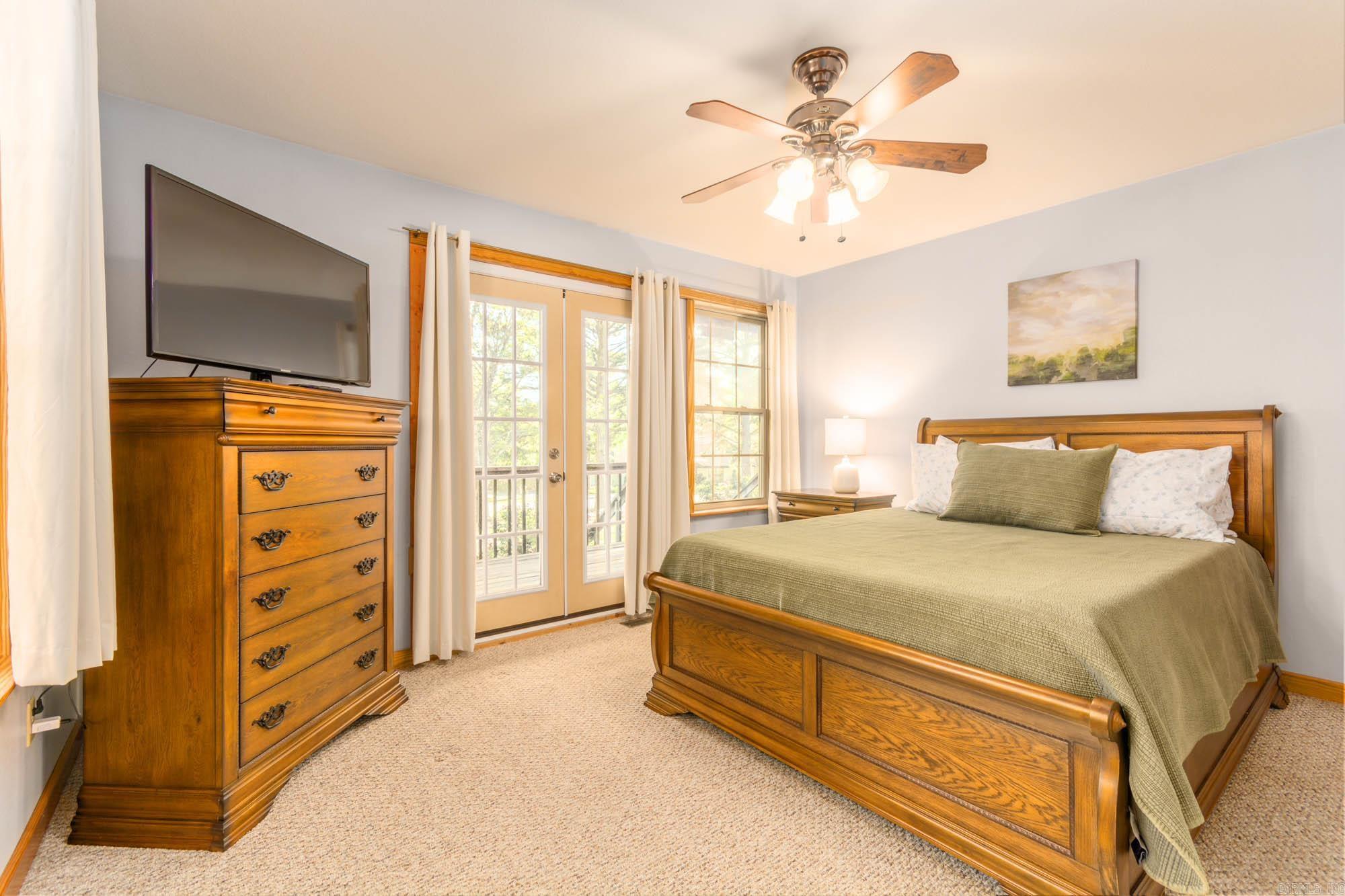 221  Skyline Dr.  Greers Ferry, AR