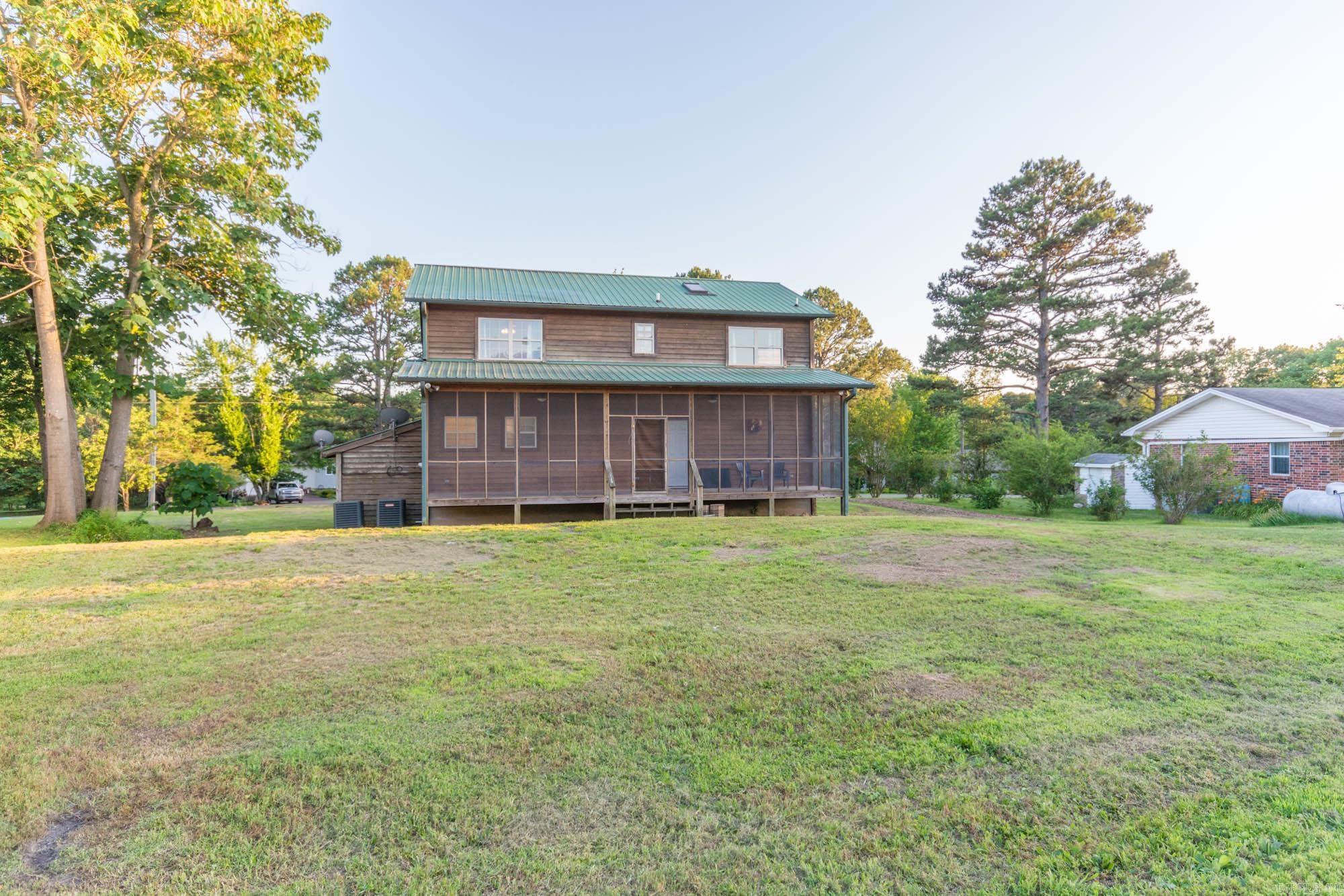 221  Skyline Dr.  Greers Ferry, AR