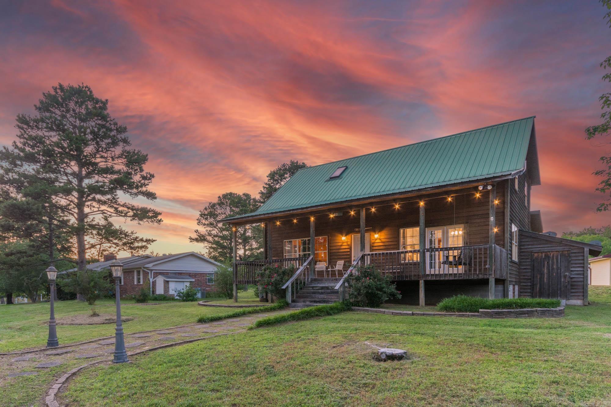 221  Skyline Dr.  Greers Ferry, AR