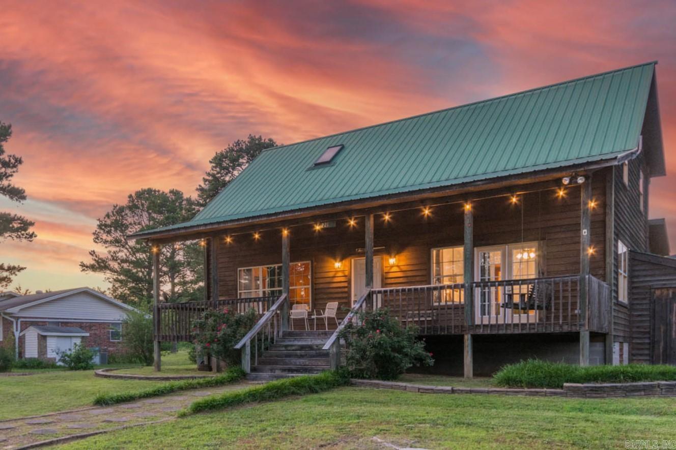 221  Skyline Dr.  Greers Ferry, AR