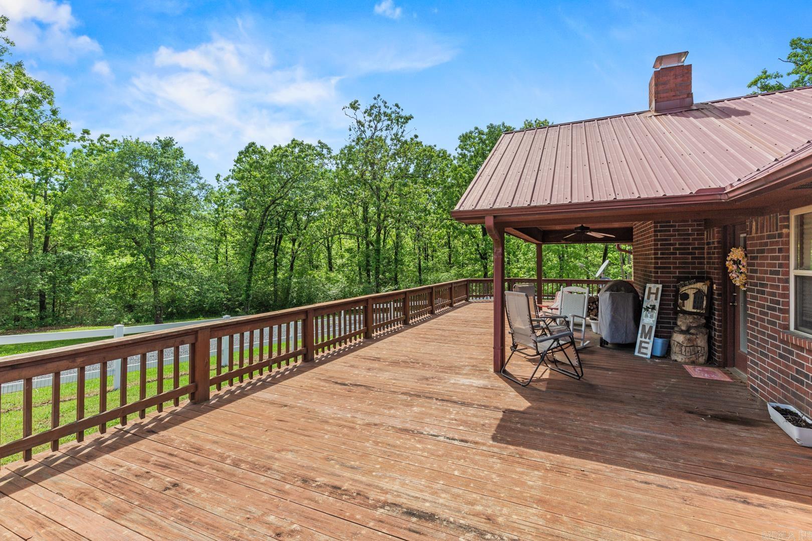 802  Polk Road 76 E  Mena, AR