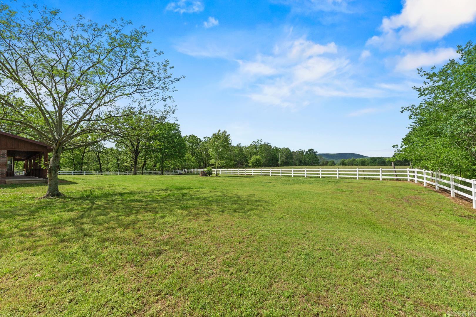 802  Polk Road 76 E  Mena, AR
