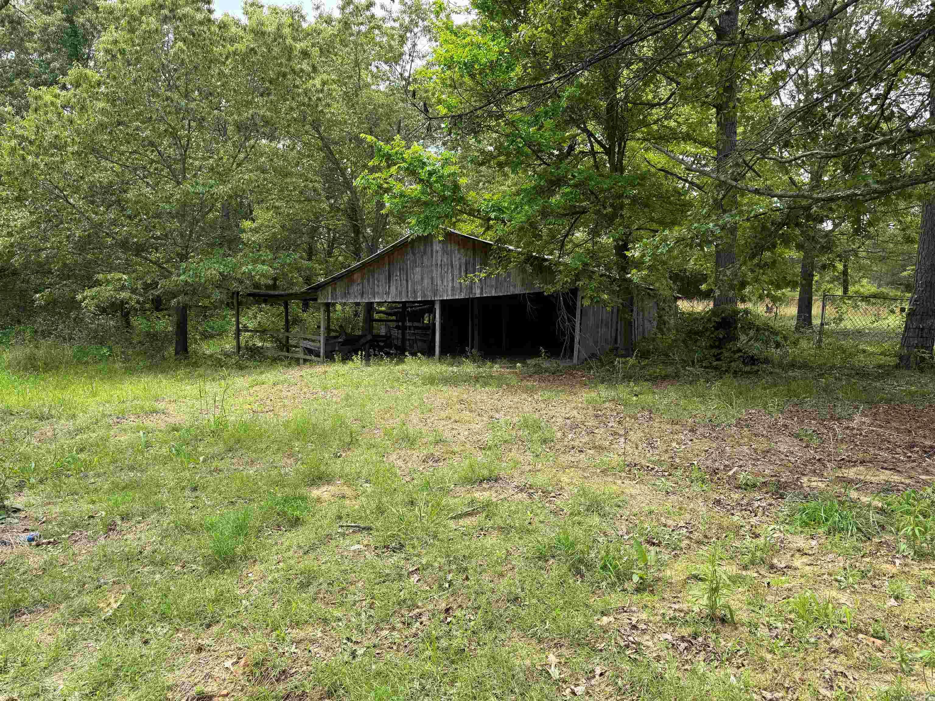 4090  AR 56 Hwy  Wideman, AR