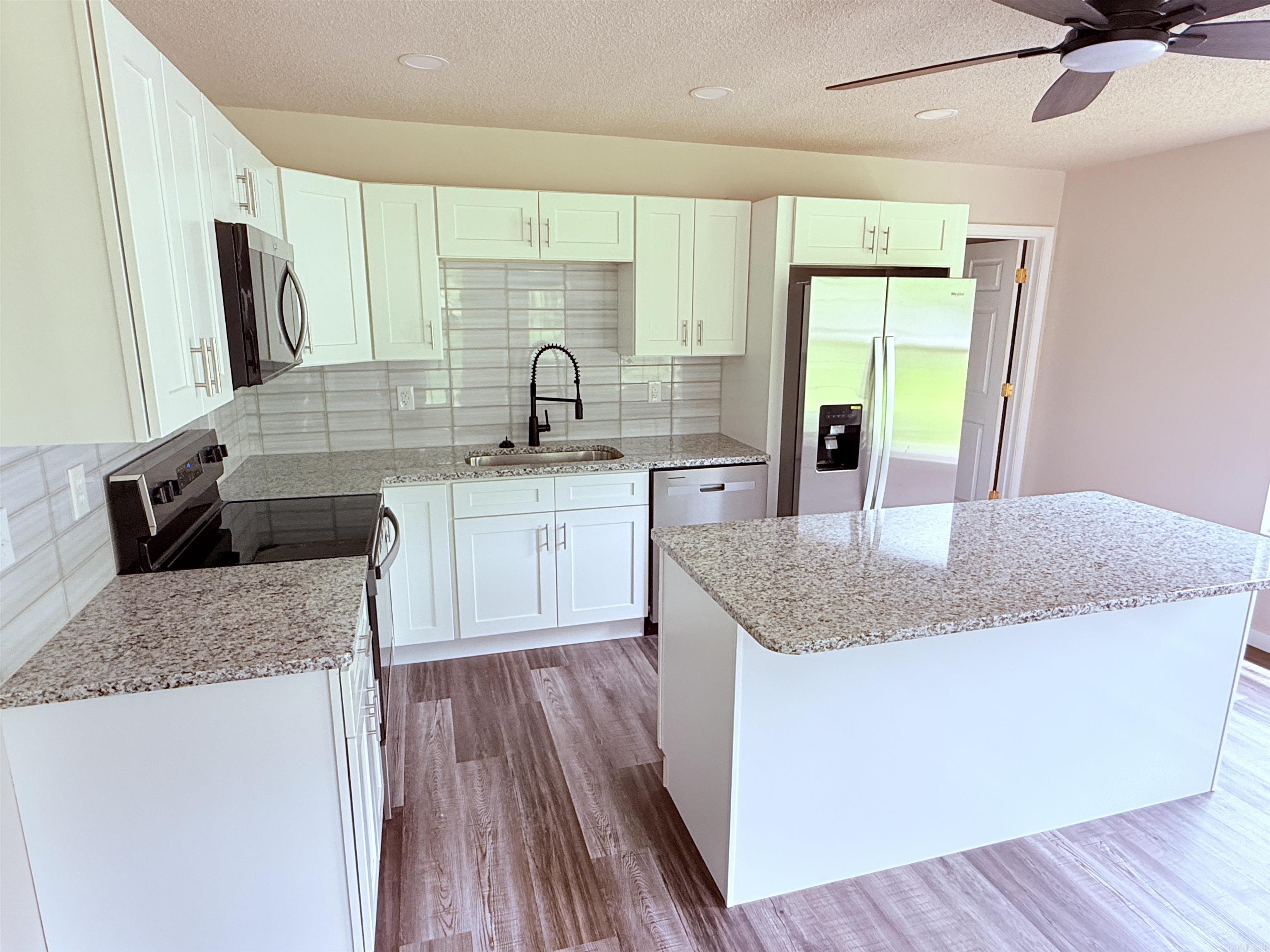 4090  AR 56 Hwy  Wideman, AR