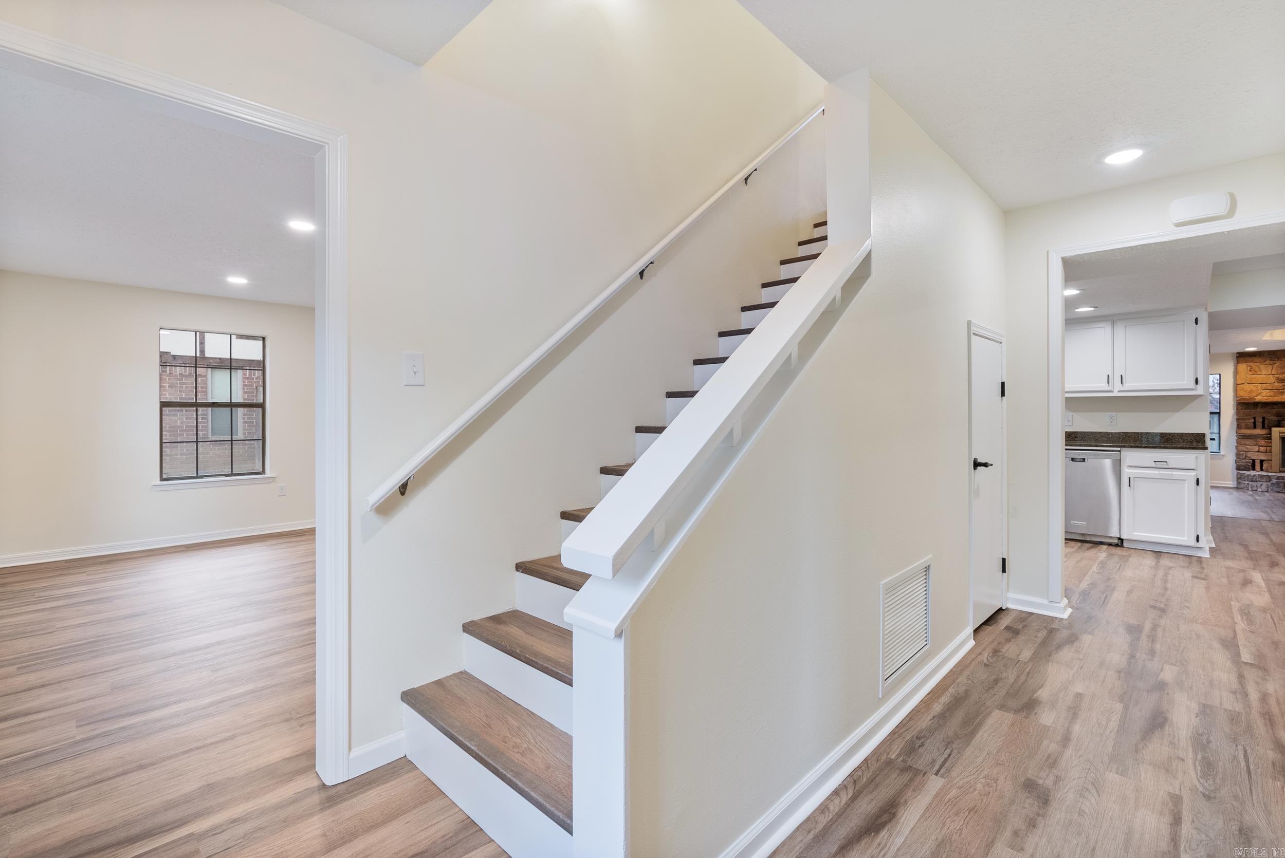 10  Woodbridge  Conway, AR