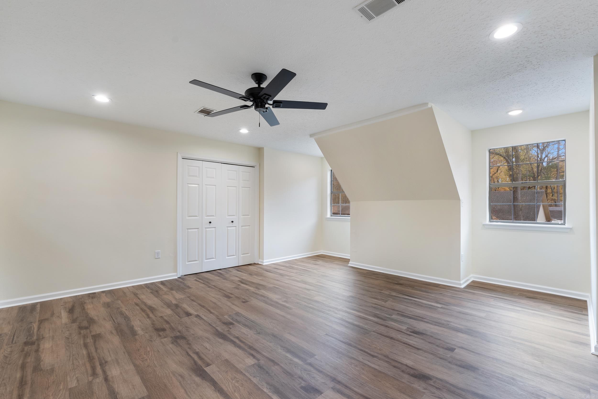 10  Woodbridge  Conway, AR