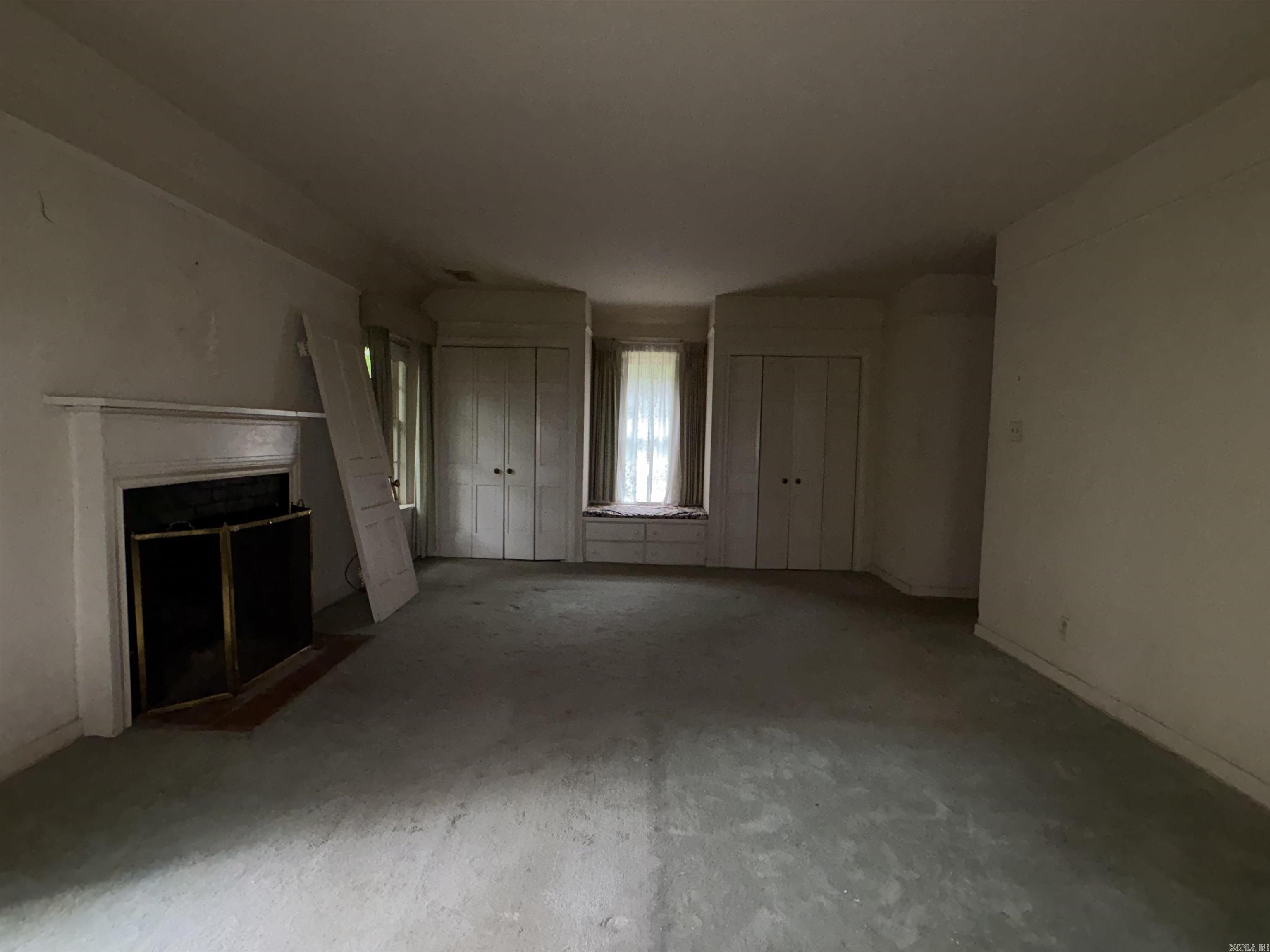 5015 E Crestwood  Little Rock, AR