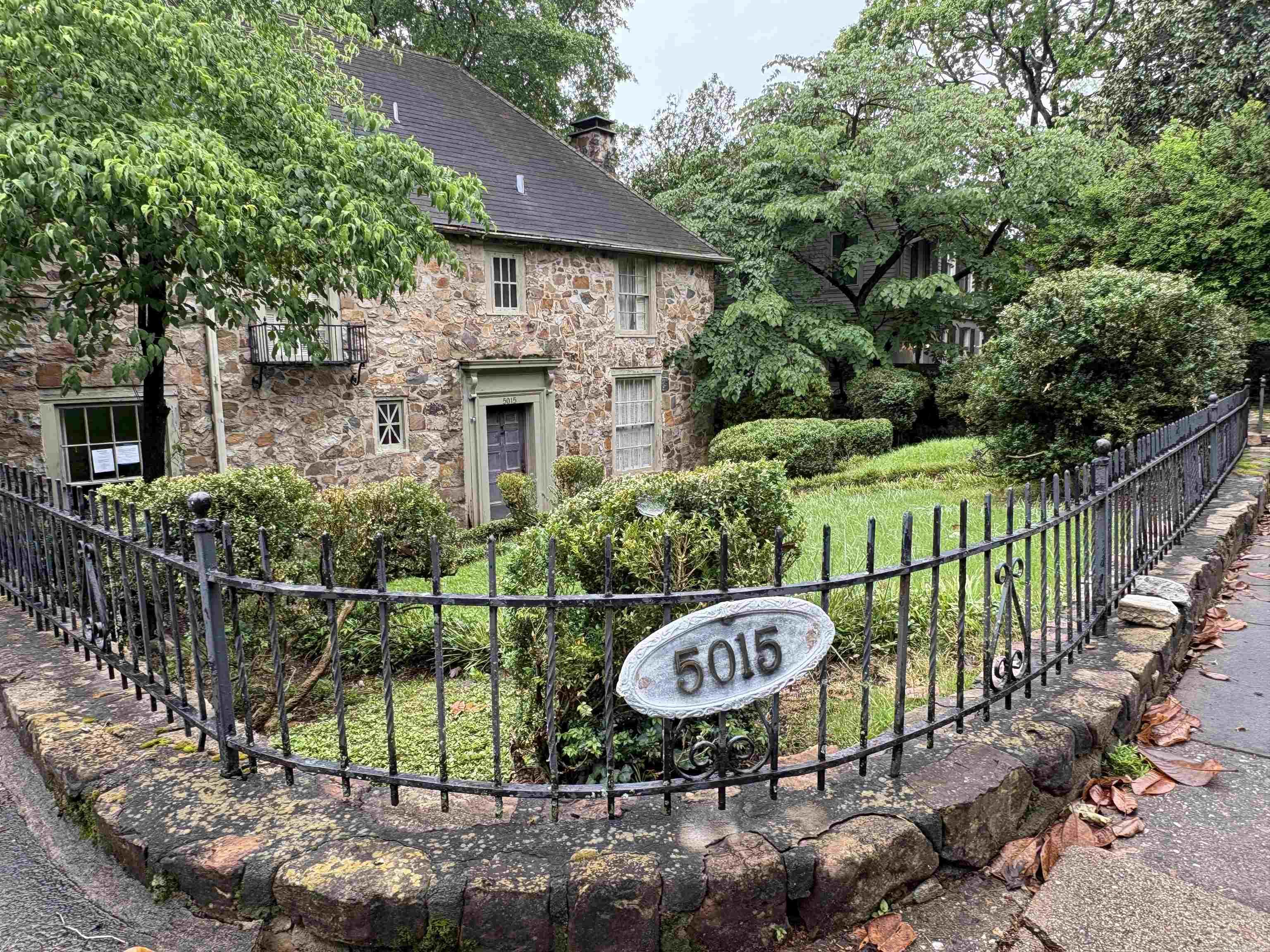 5015 E Crestwood  Little Rock, AR