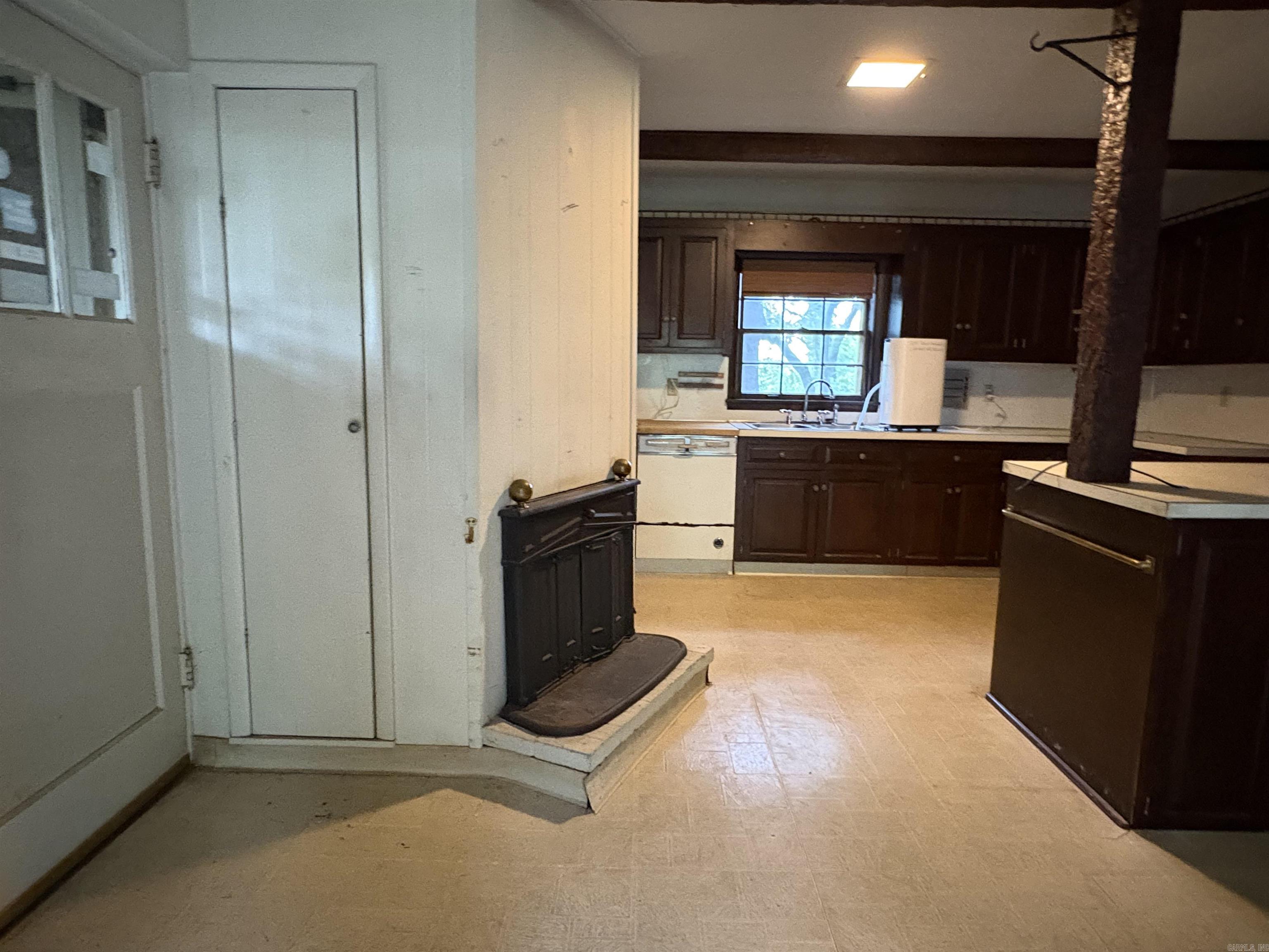 5015 E Crestwood  Little Rock, AR