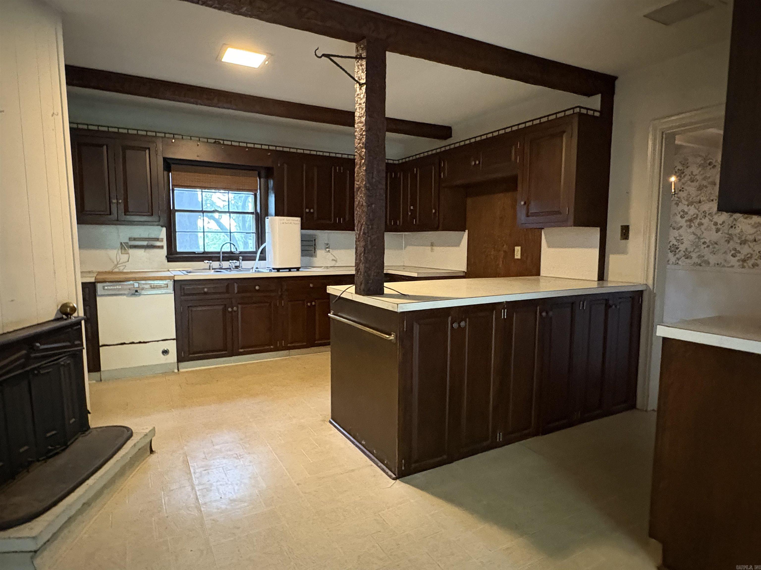 5015 E Crestwood  Little Rock, AR