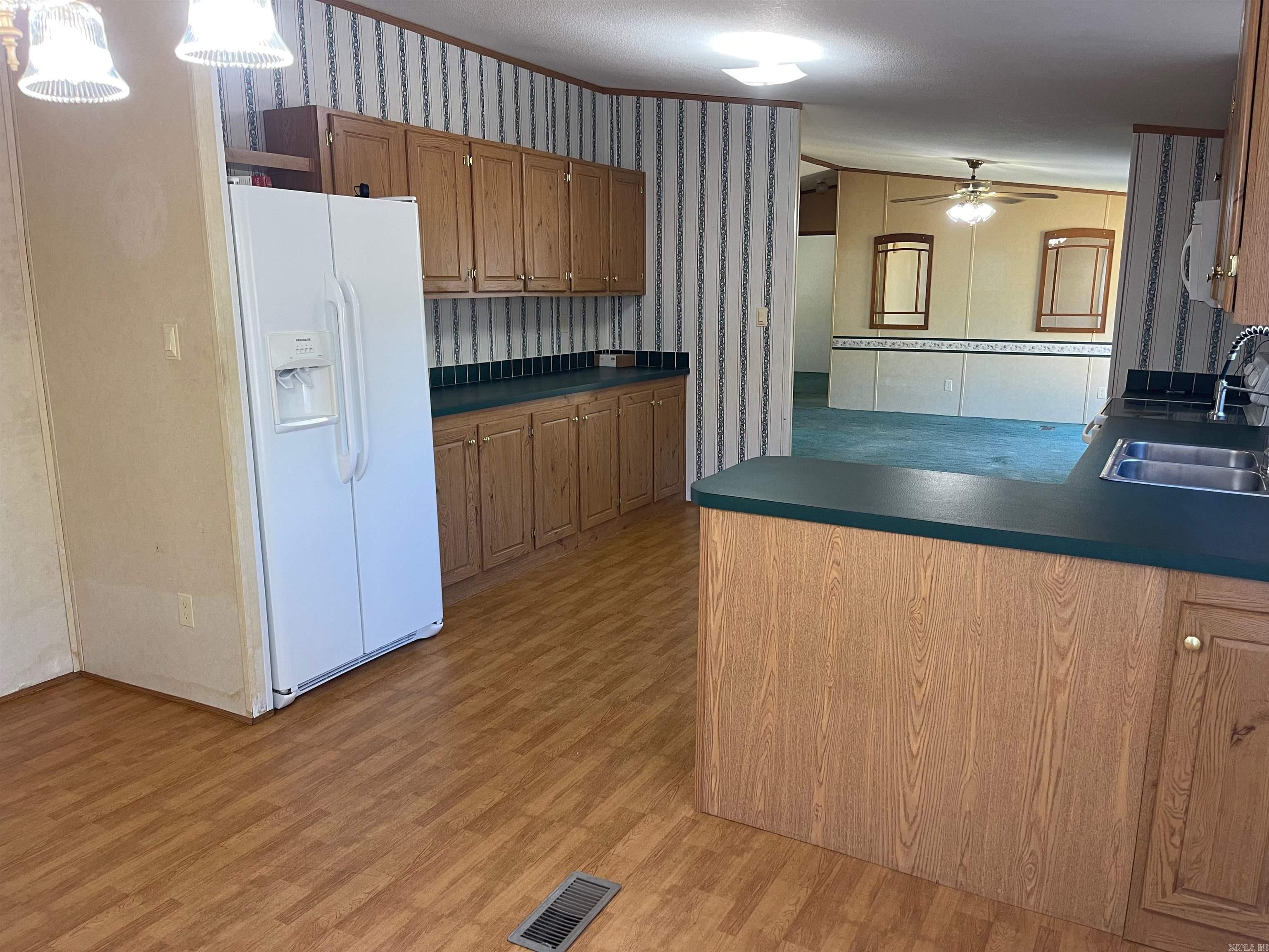 301 E Shelton  Monticello, AR