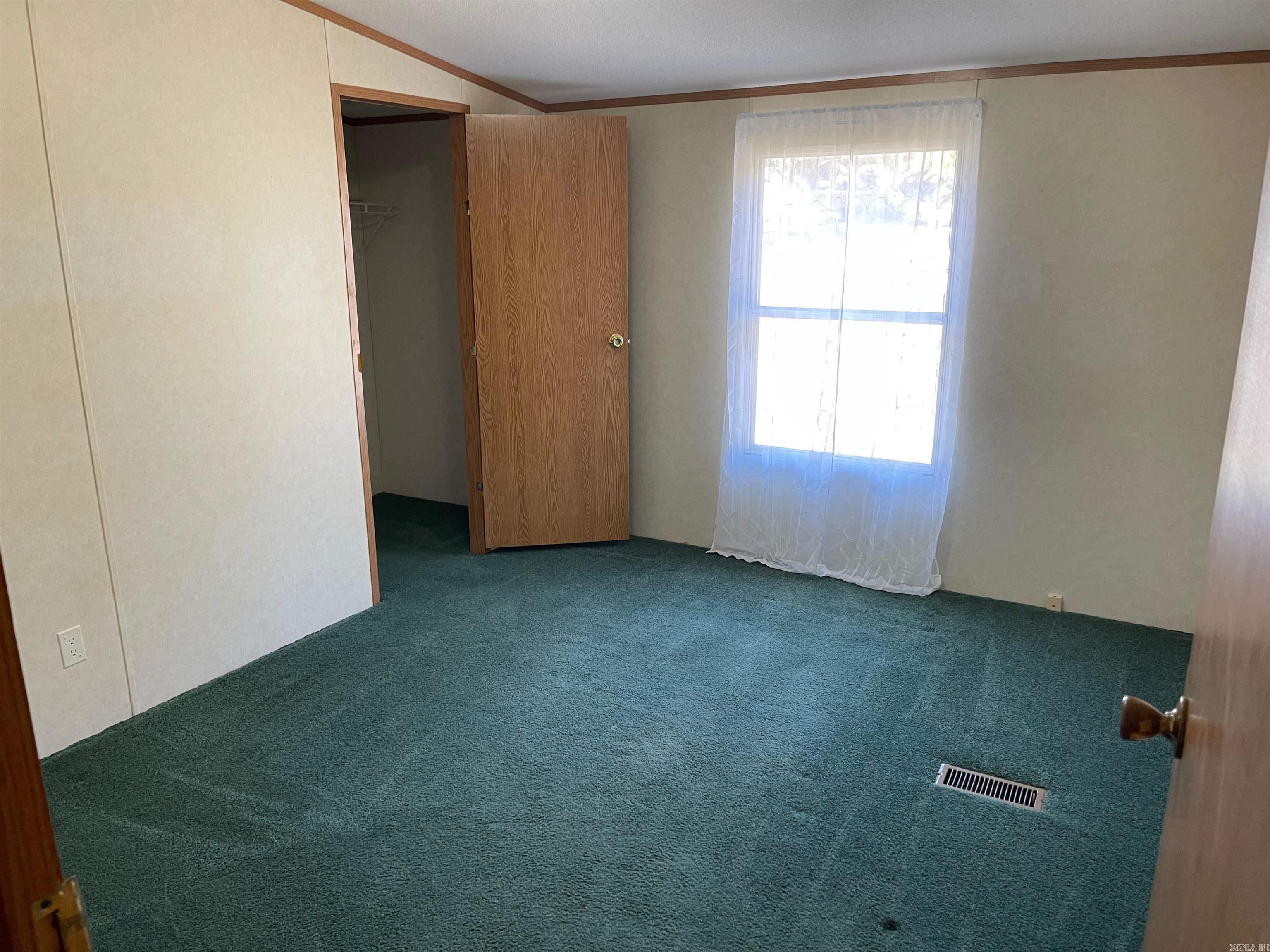 301 E Shelton  Monticello, AR