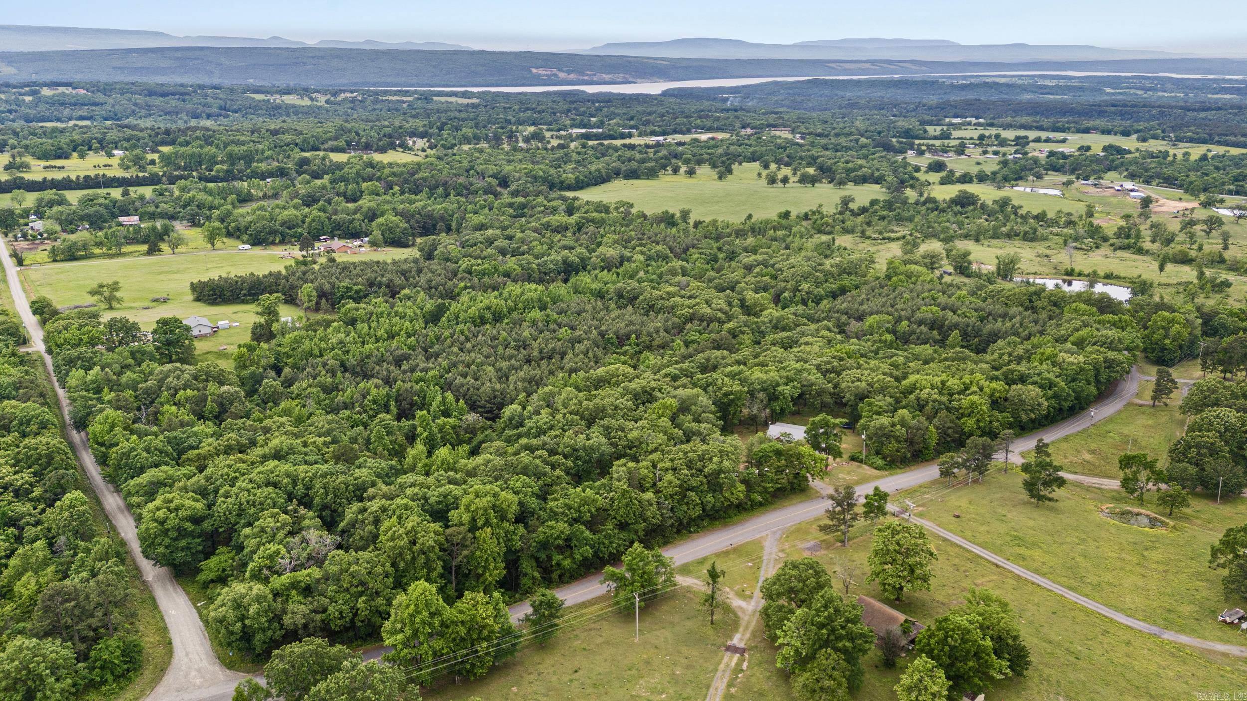 725 County Rd 2700 London, AR 72847