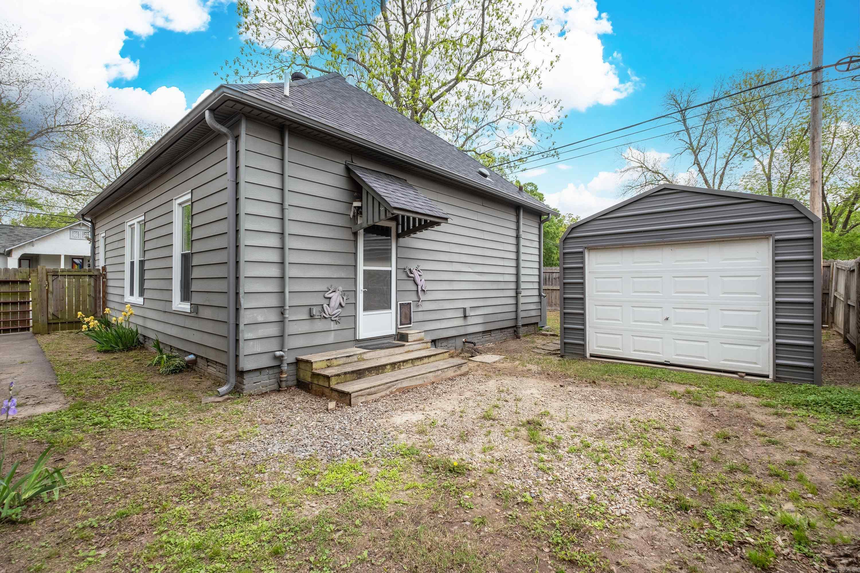 1150  Clifton  Conway, AR
