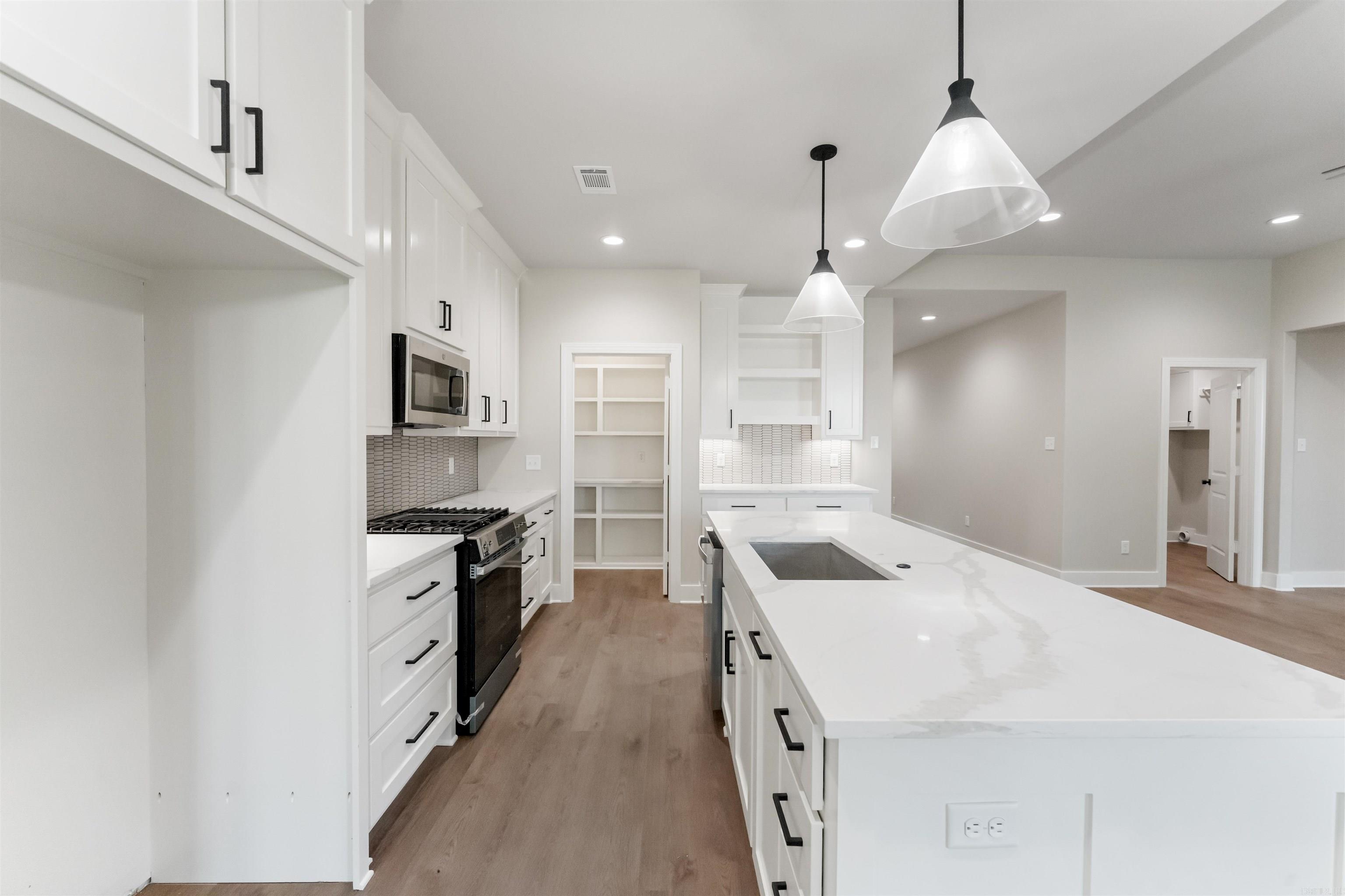 3512 Logan Ridge Bryant, AR 72022
