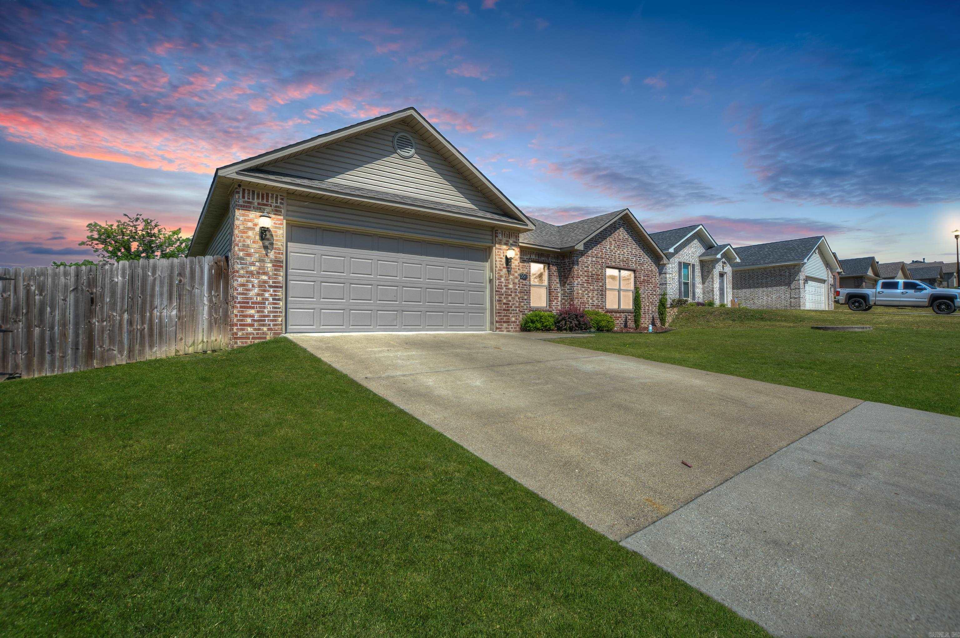 199  Hillshire  Hot Springs, AR
