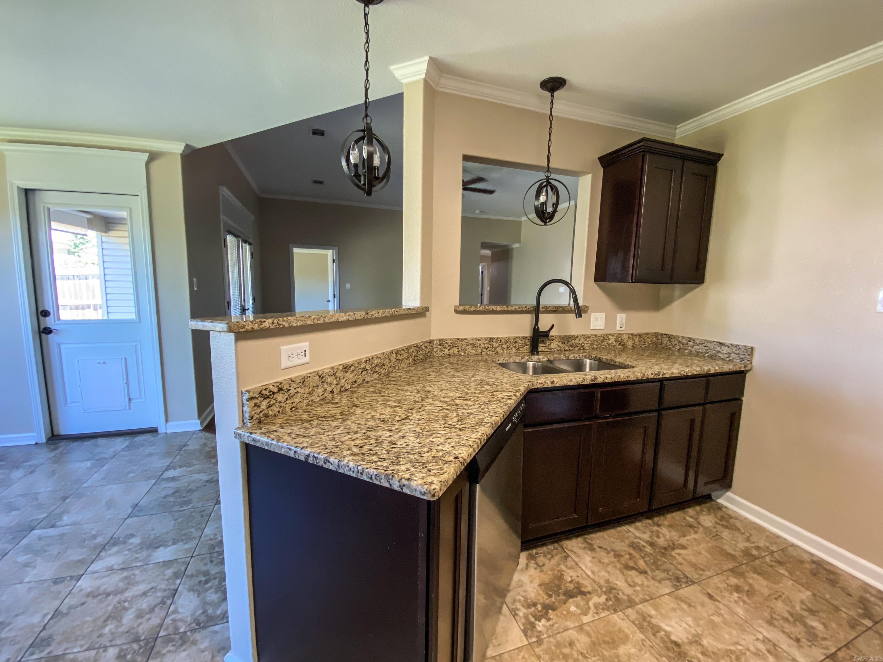 199  Hillshire  Hot Springs, AR