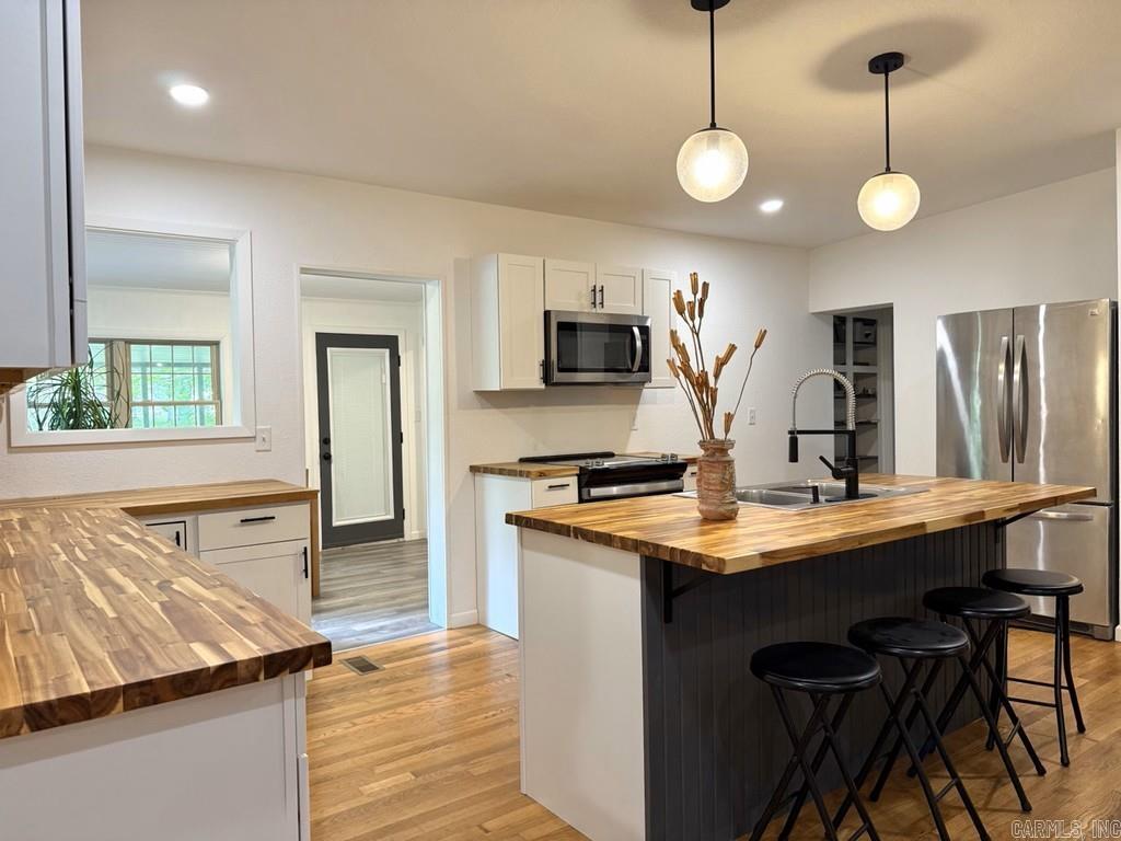 601 Clarence Street Mountain View, AR 72560