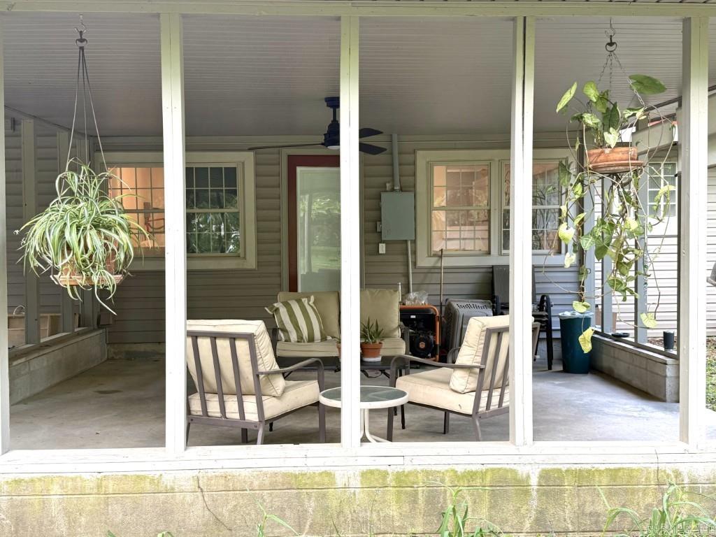 601 Clarence Street Mountain View, AR 72560