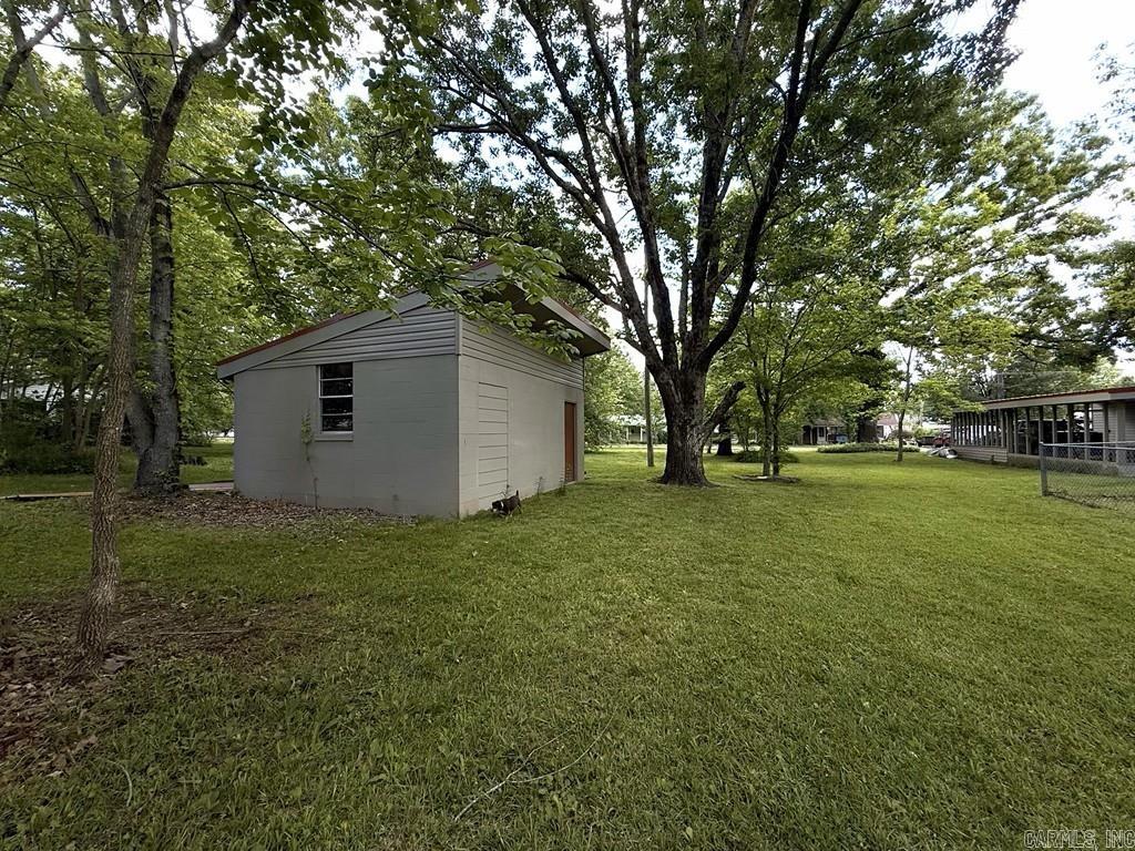 601 Clarence Street Mountain View, AR 72560
