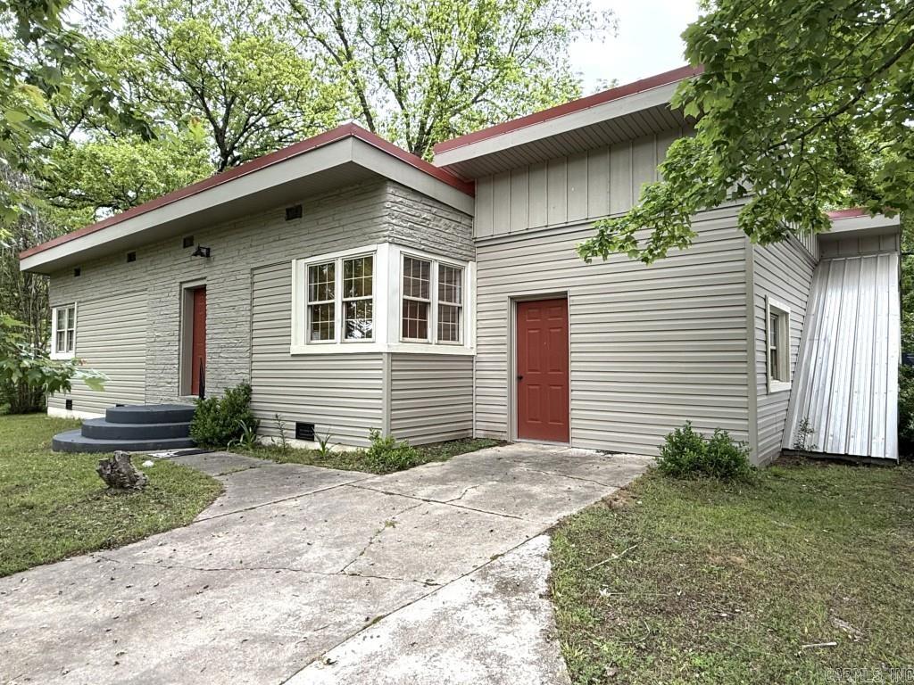 601 Clarence Street Mountain View, AR 72560