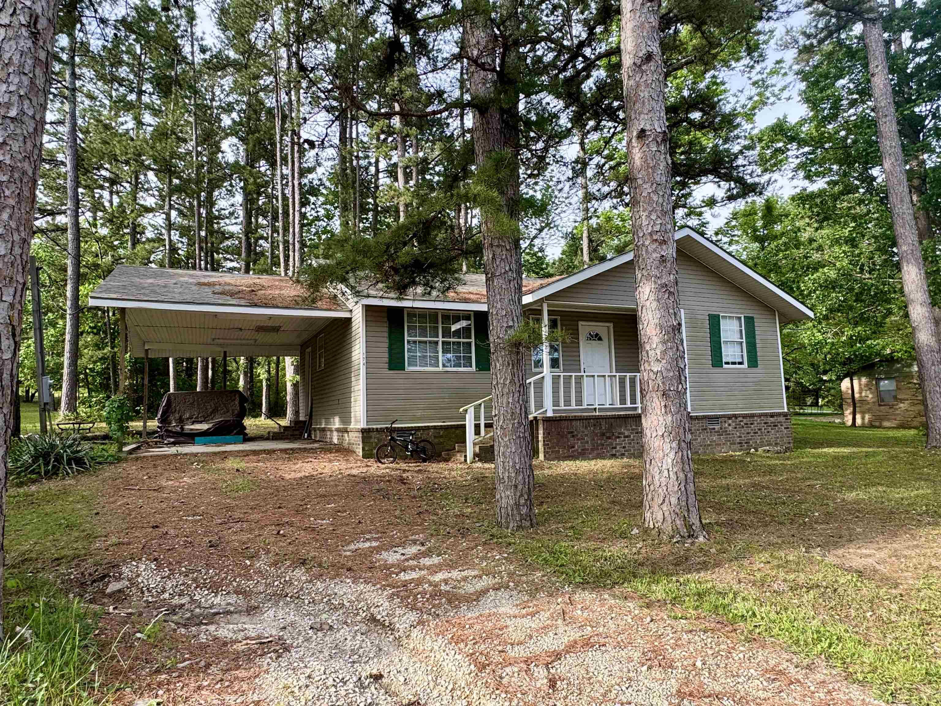 174  AR 9 Spur Hwy  Melbourne, AR