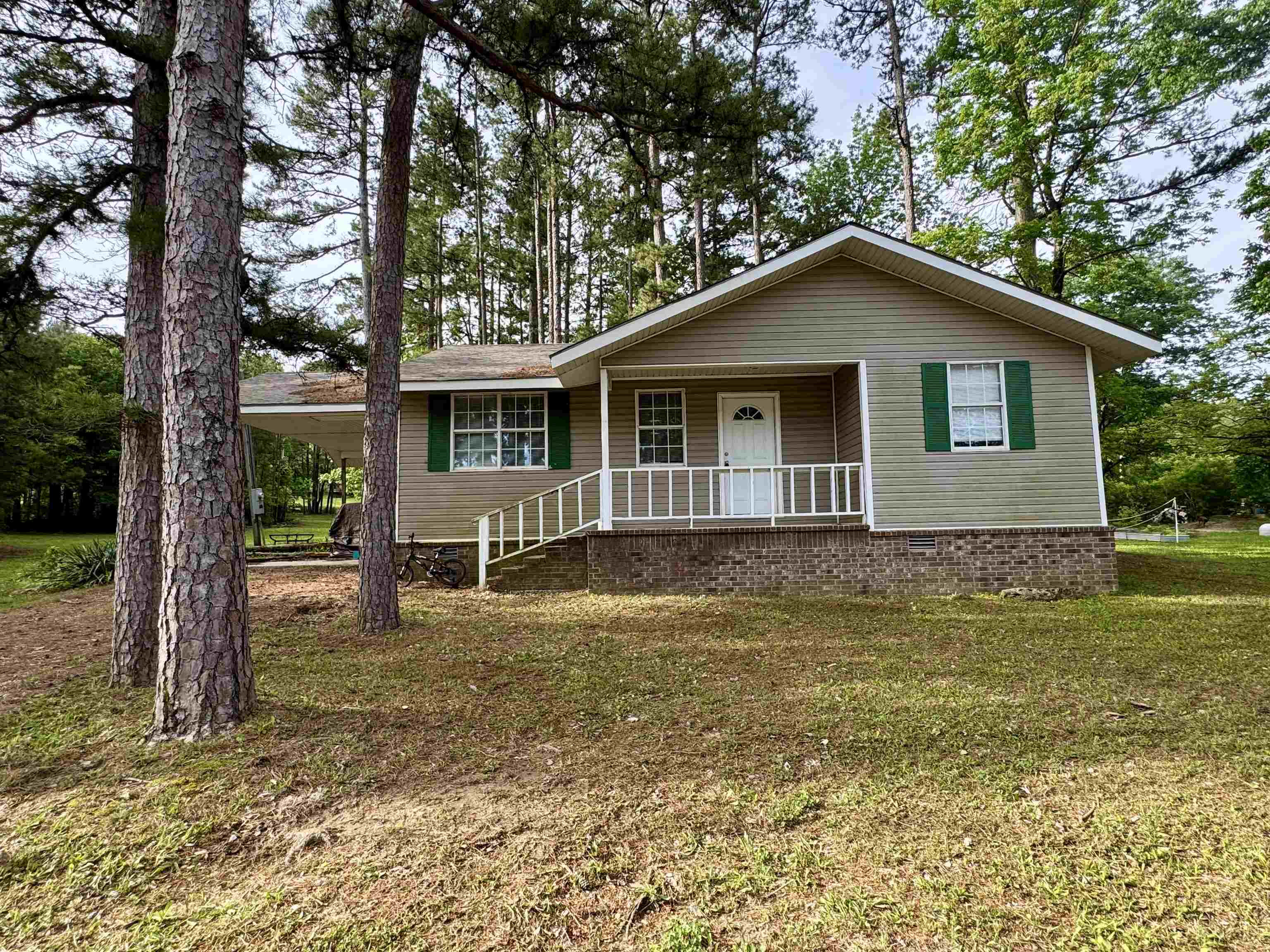 174  AR 9 Spur Hwy  Melbourne, AR