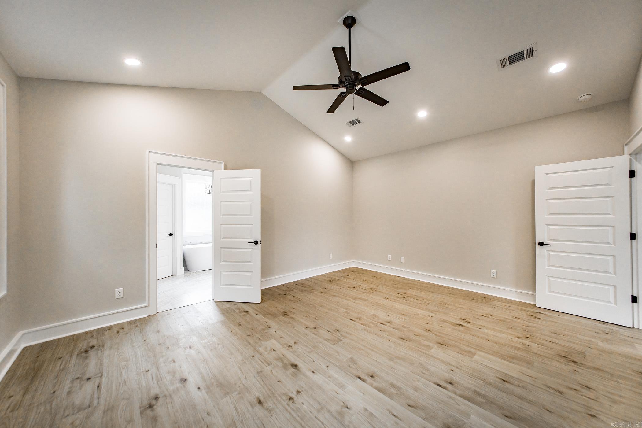912  Lakeshore  Heber Springs, AR