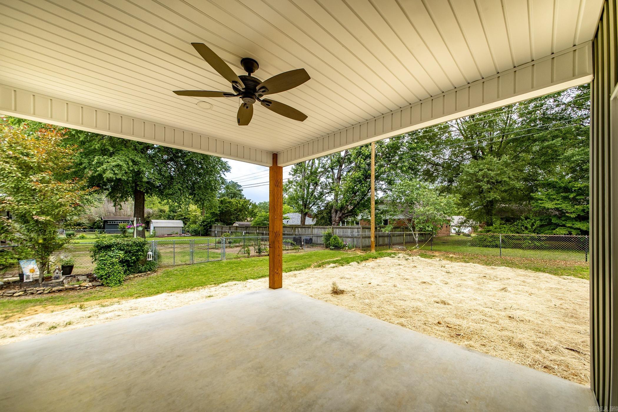 912  Lakeshore  Heber Springs, AR