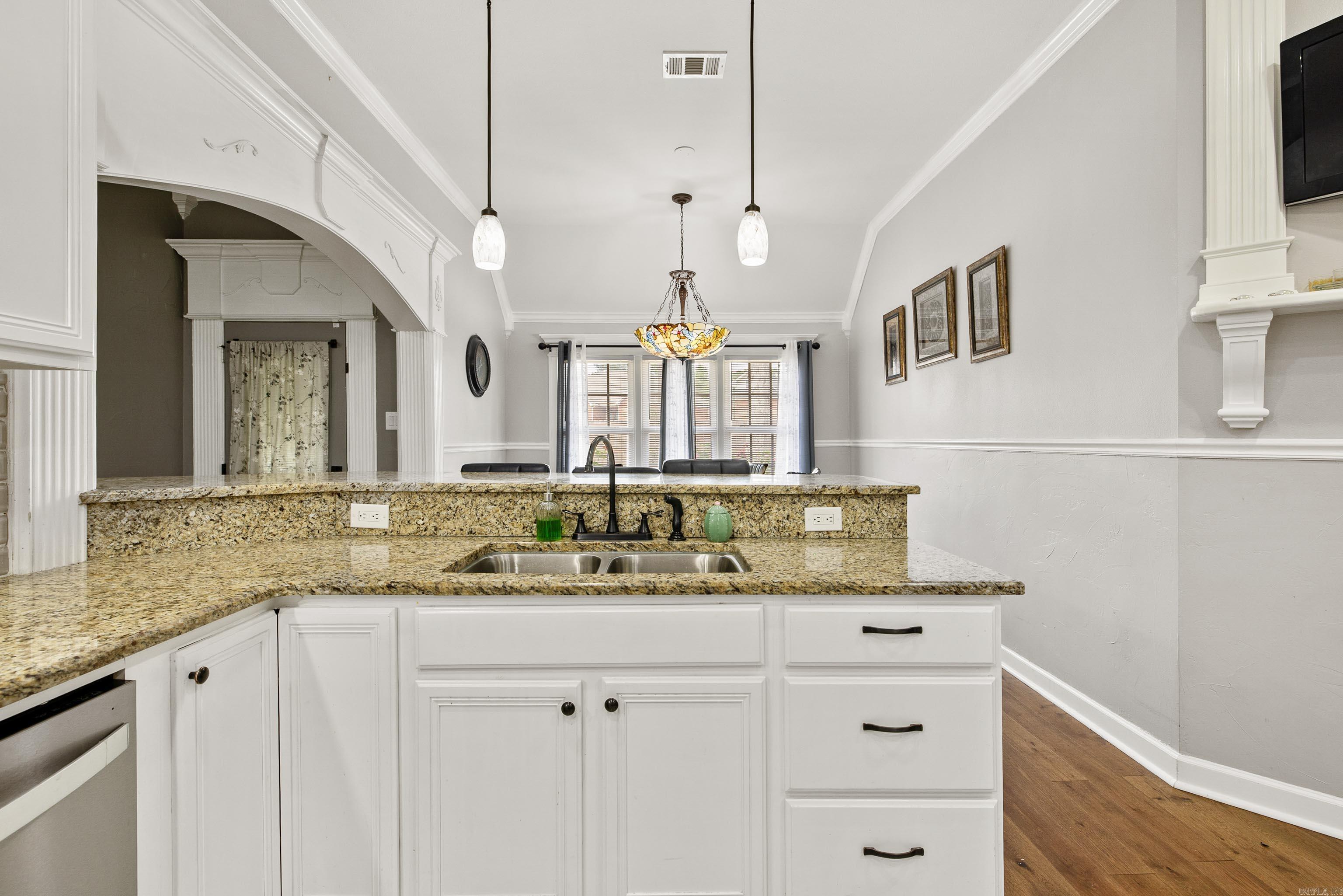 2724  Crooked Stick  Benton, AR