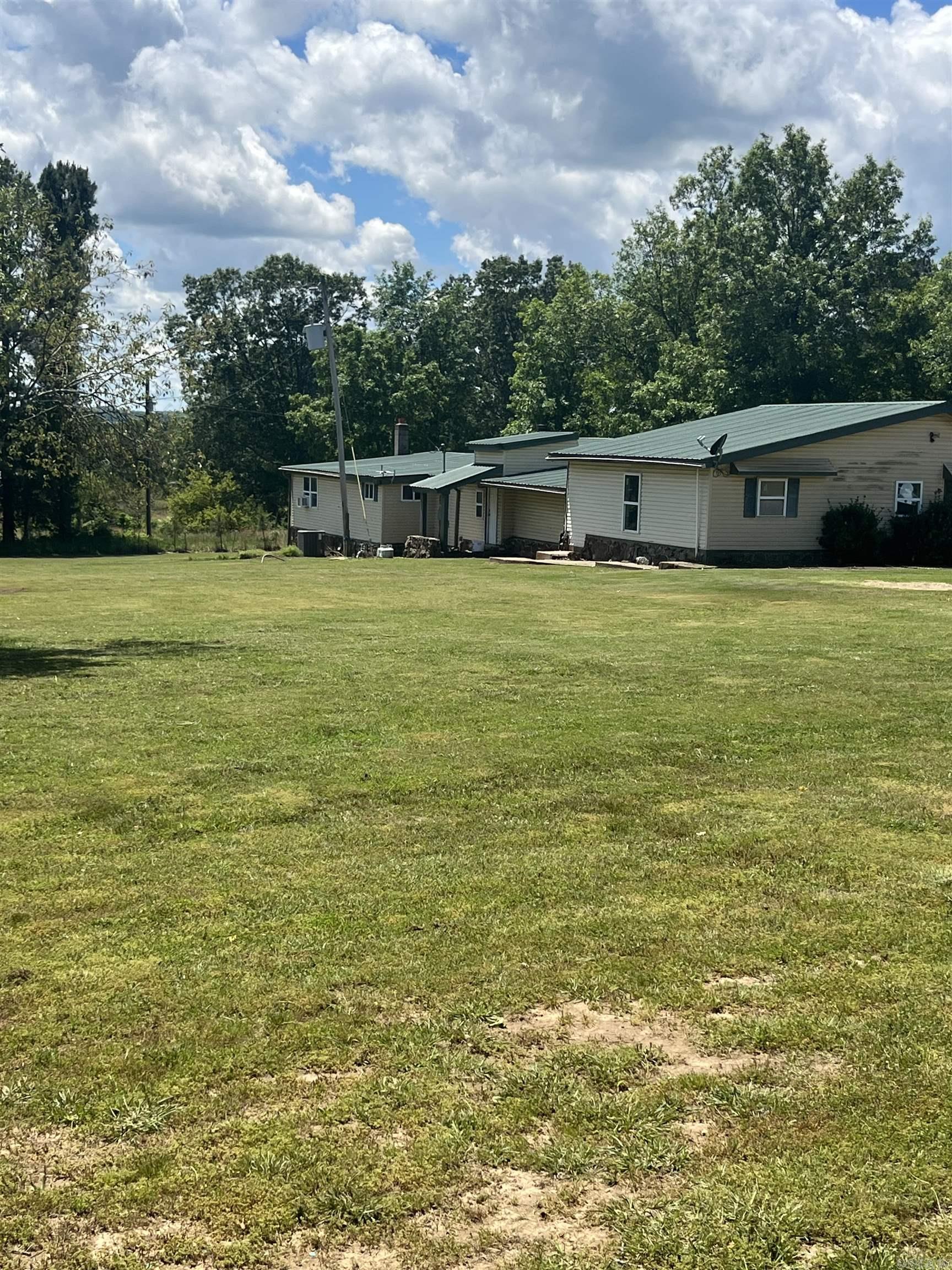 6219 Wilburn Road Wilburn, AR 72179