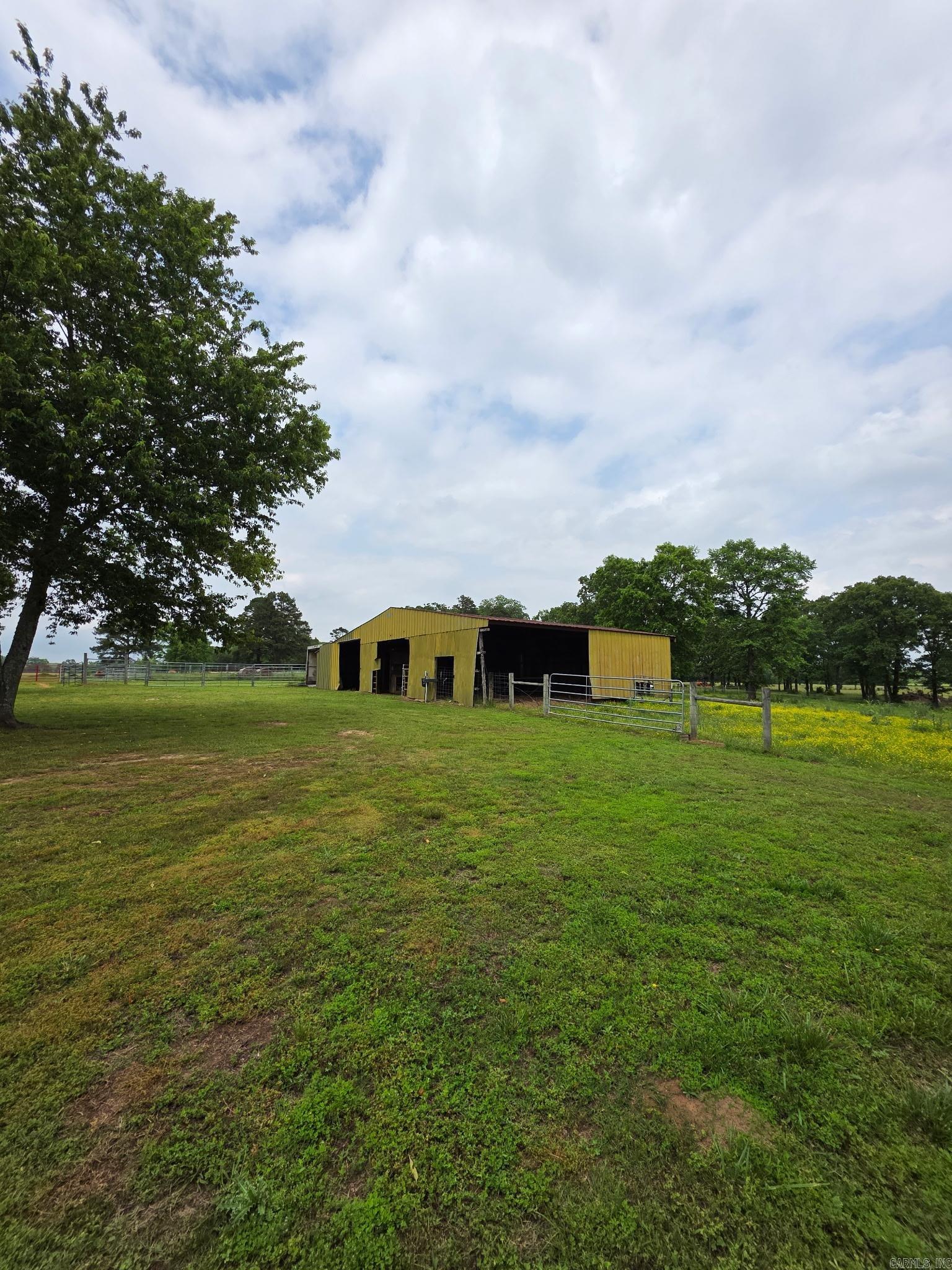 6219 Wilburn Road Wilburn, AR 72179
