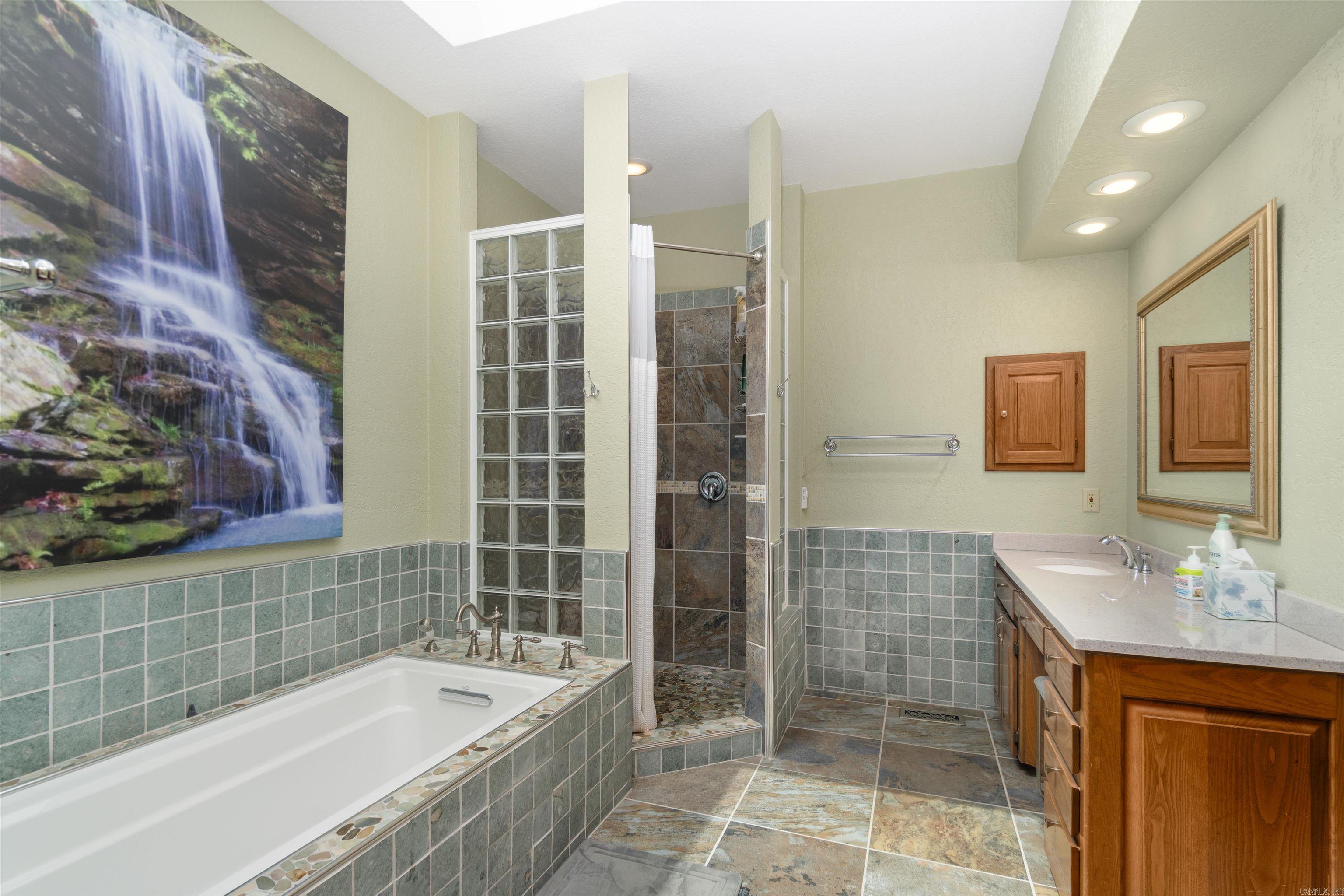 54  Rubi  Hot Springs Village, AR
