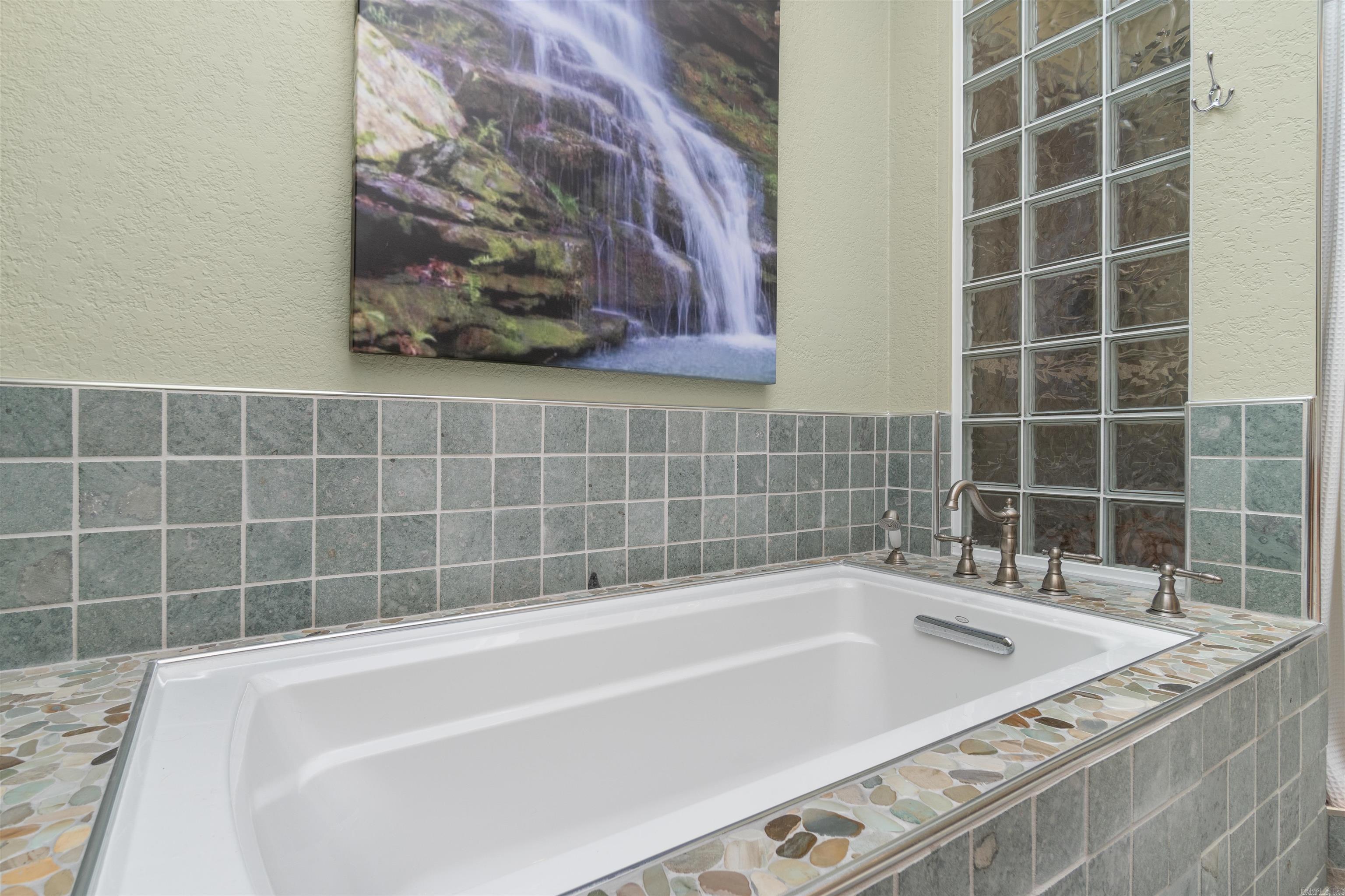 54  Rubi  Hot Springs Village, AR