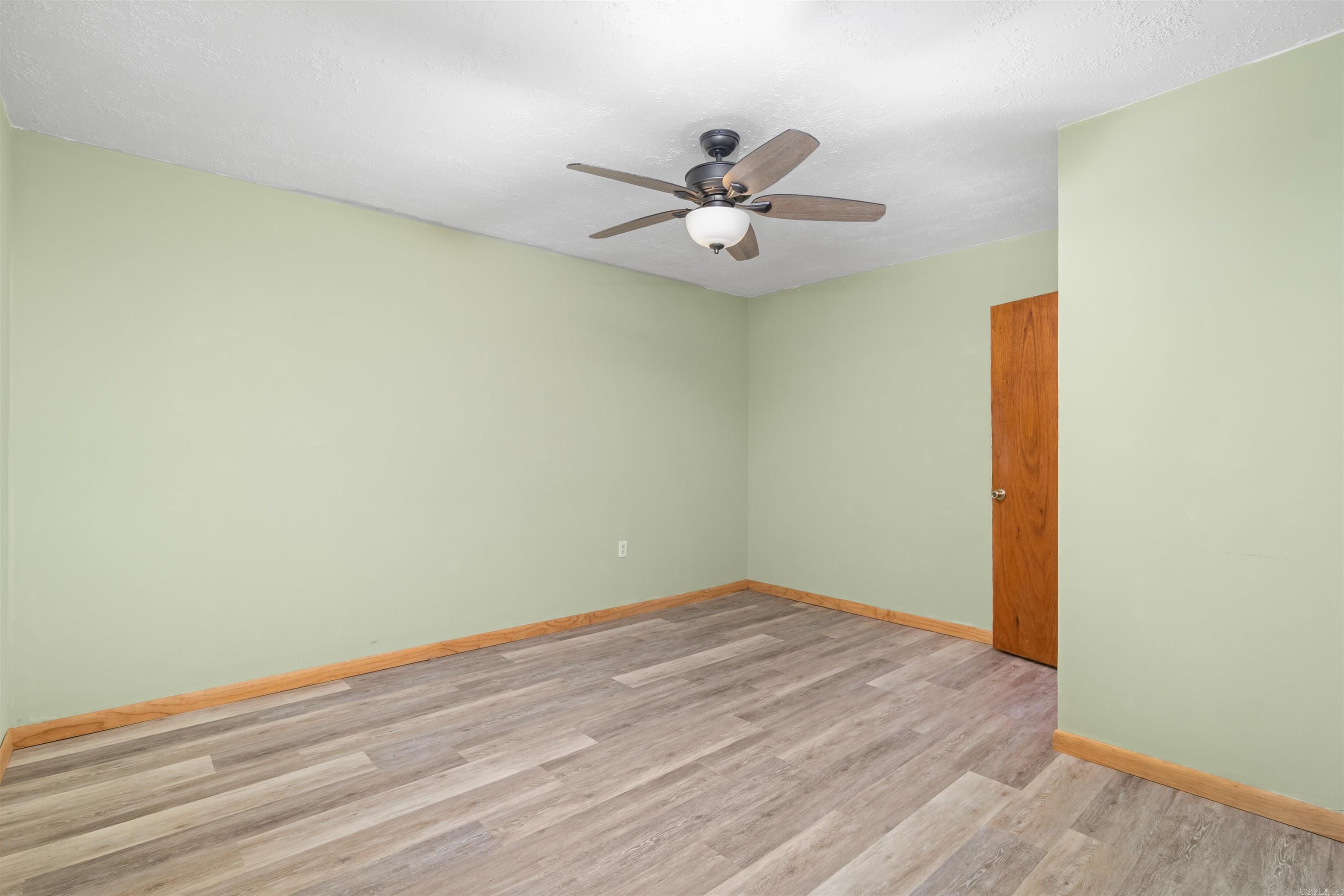 54  Rubi  Hot Springs Village, AR
