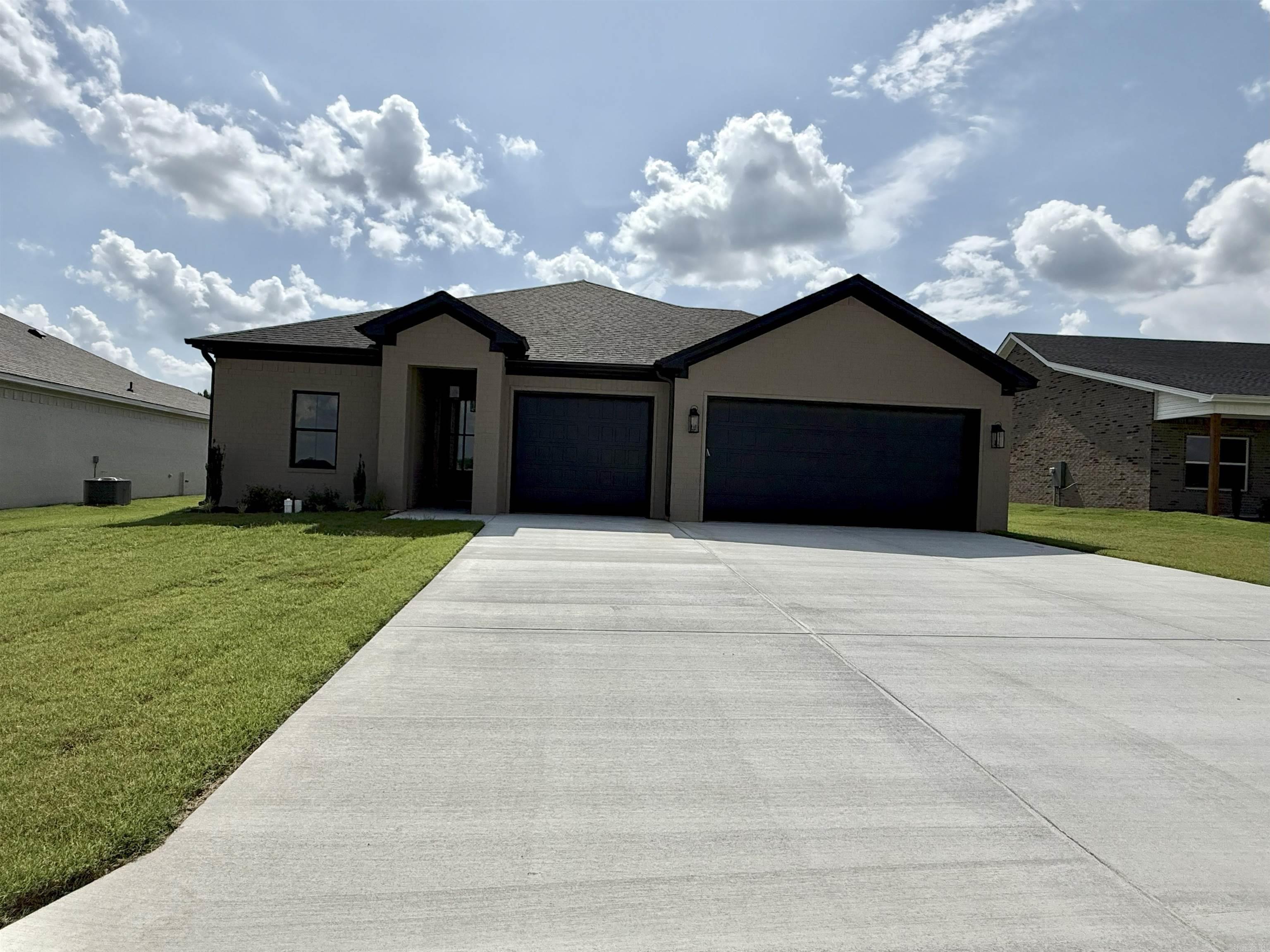 226 Kelton  Hensley, AR