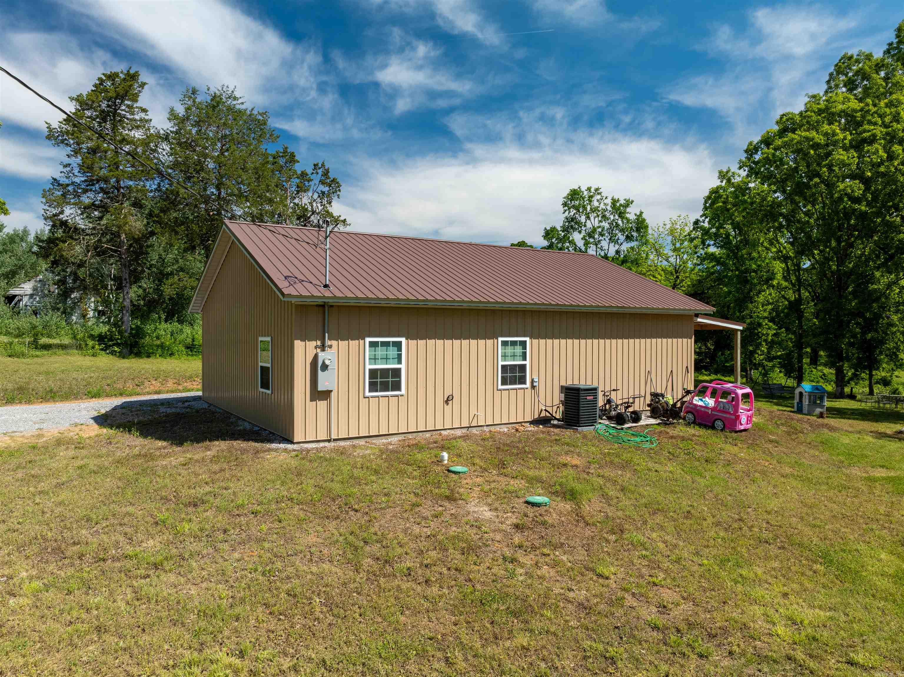 958  AR Hwy. 167  Cave City, AR
