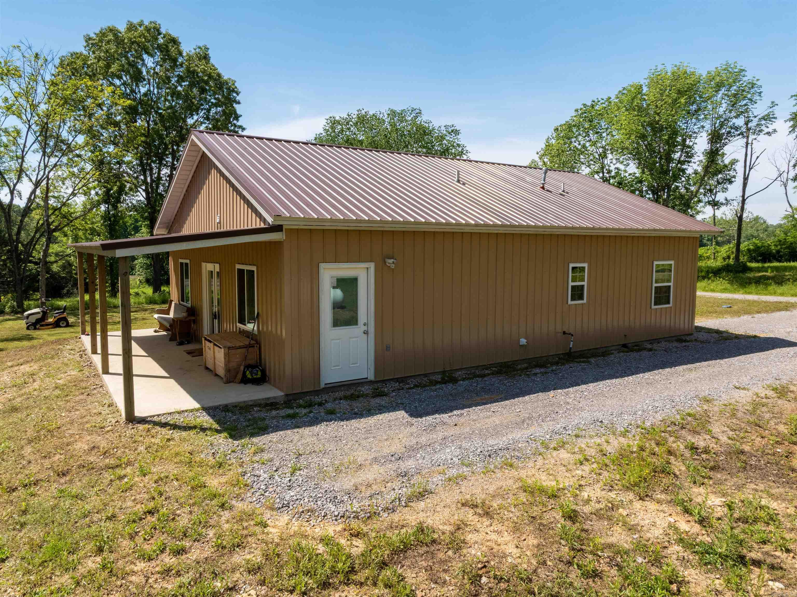 958  AR Hwy. 167  Cave City, AR