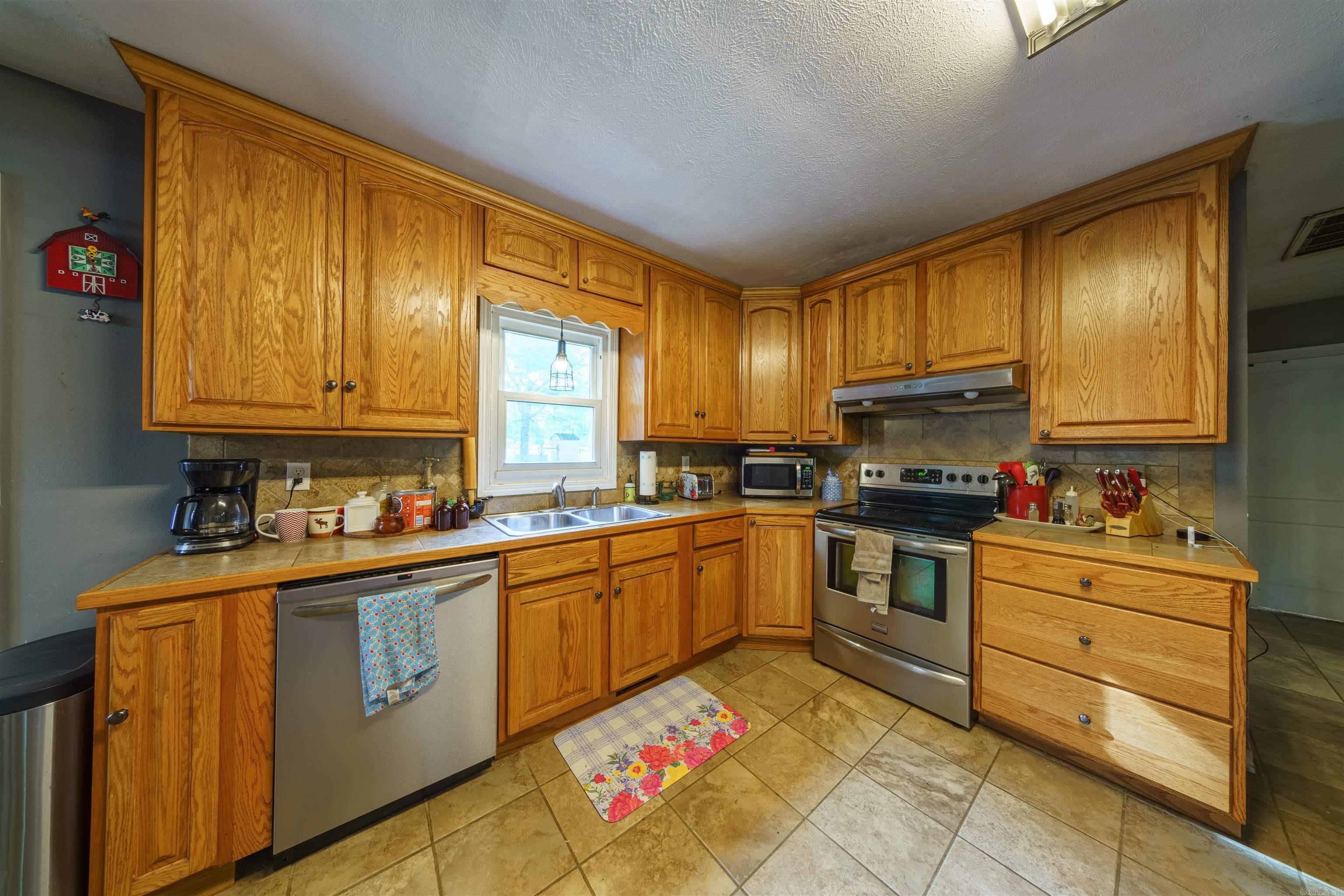 365 Jamestown Road Desha, AR 72527-0010