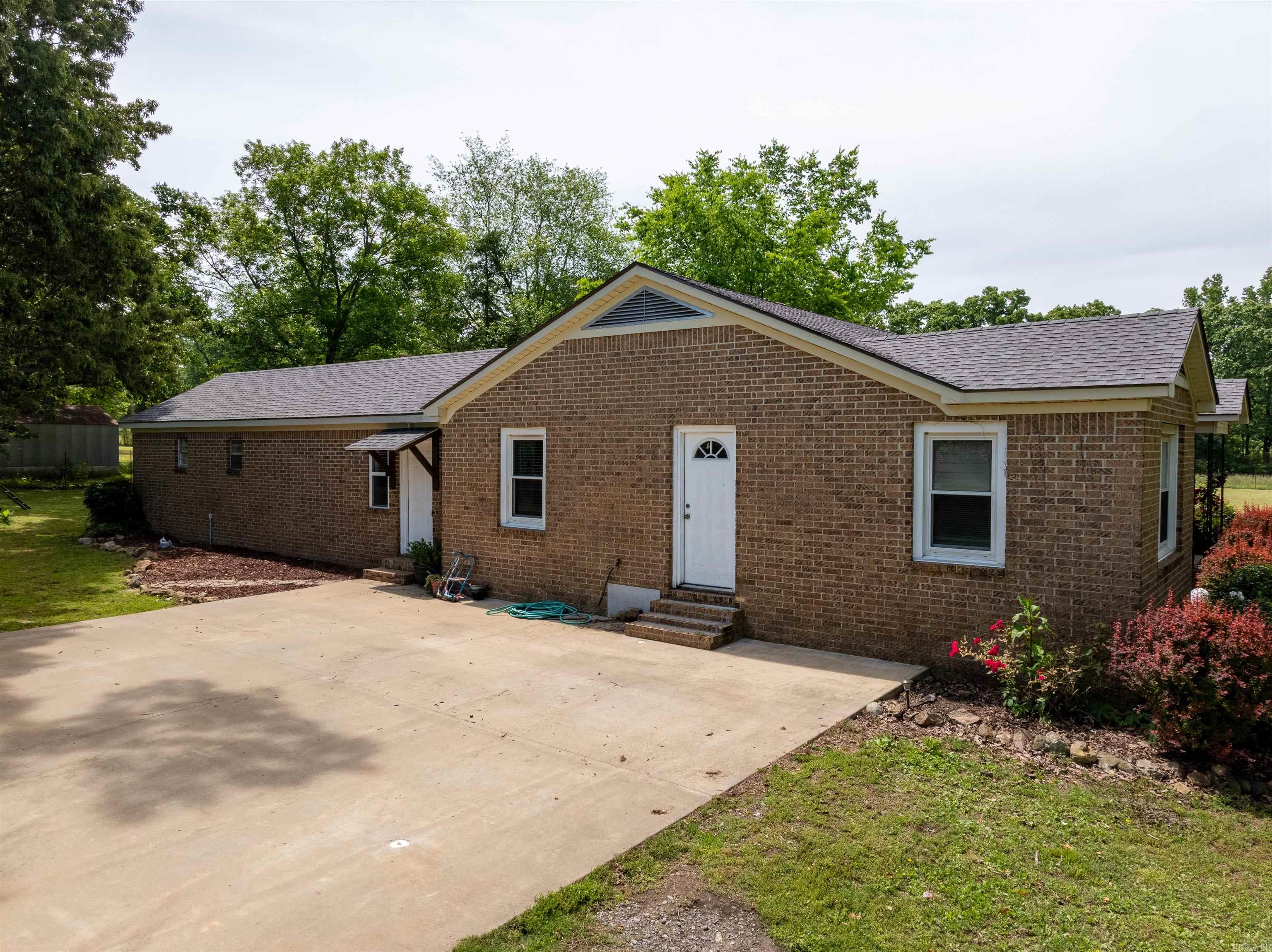 365 Jamestown Road Desha, AR 72527-0010