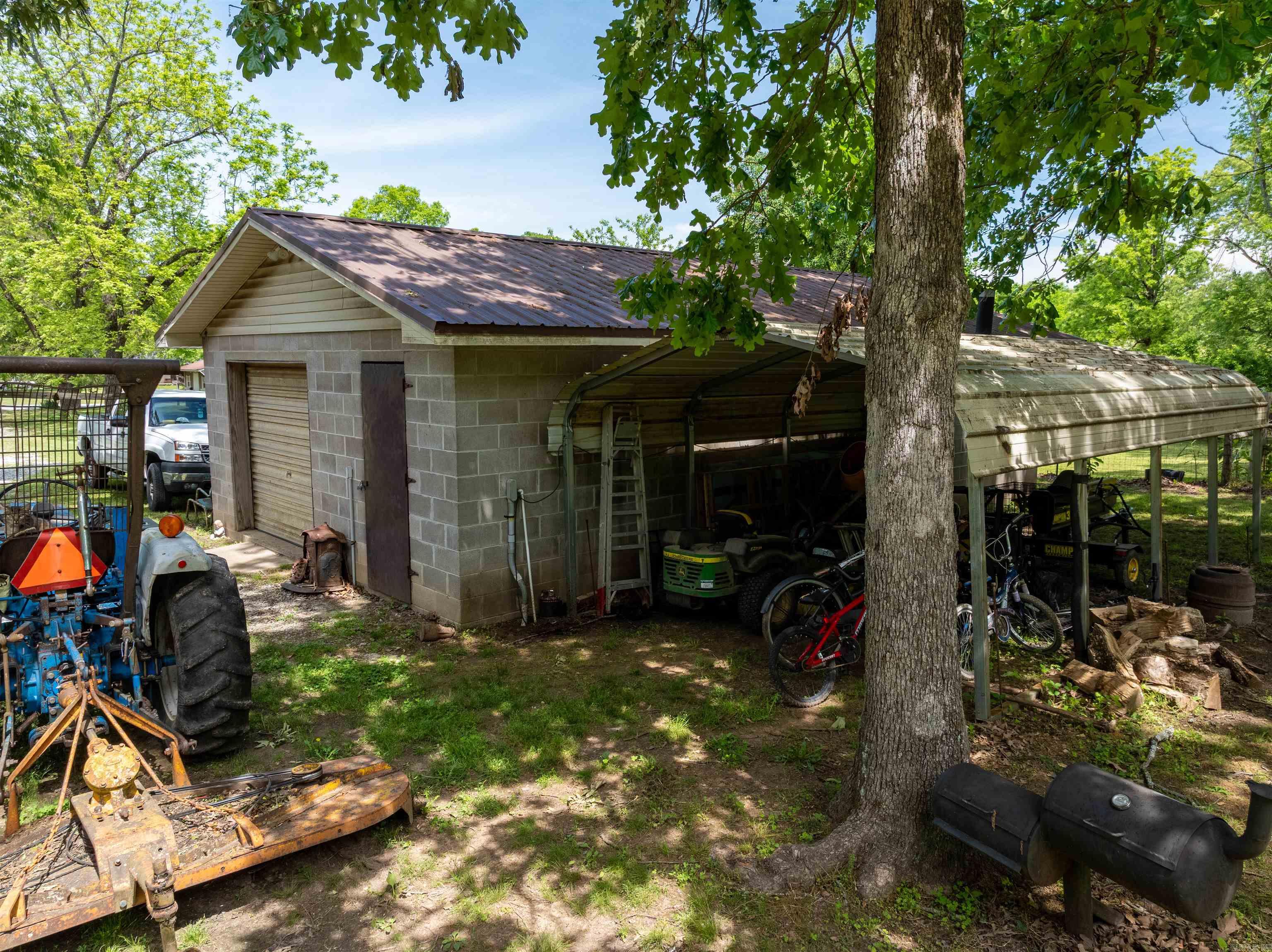 365 Jamestown Road Desha, AR 72527-0010