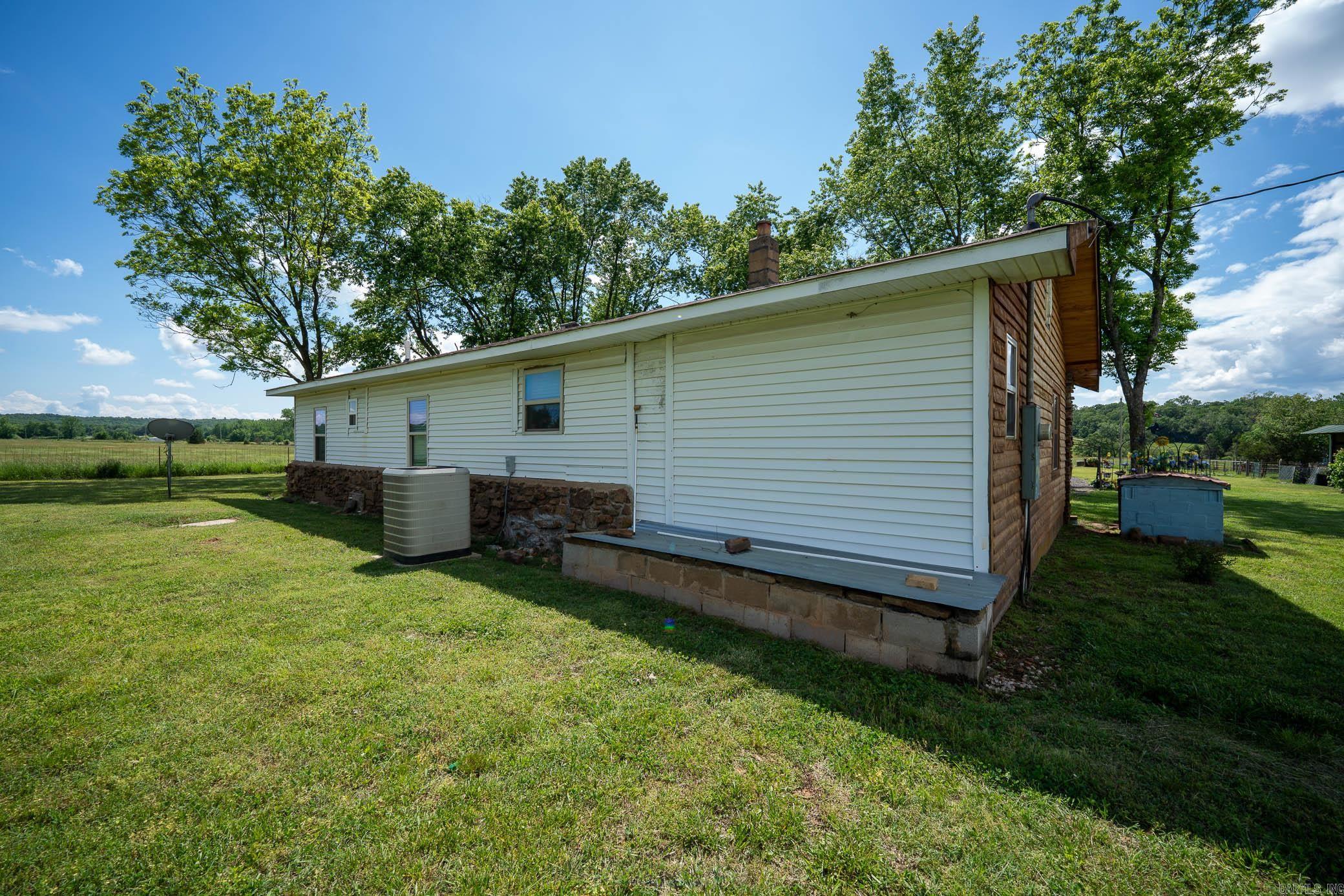 230  Cedar Creek  Center Ridge, AR